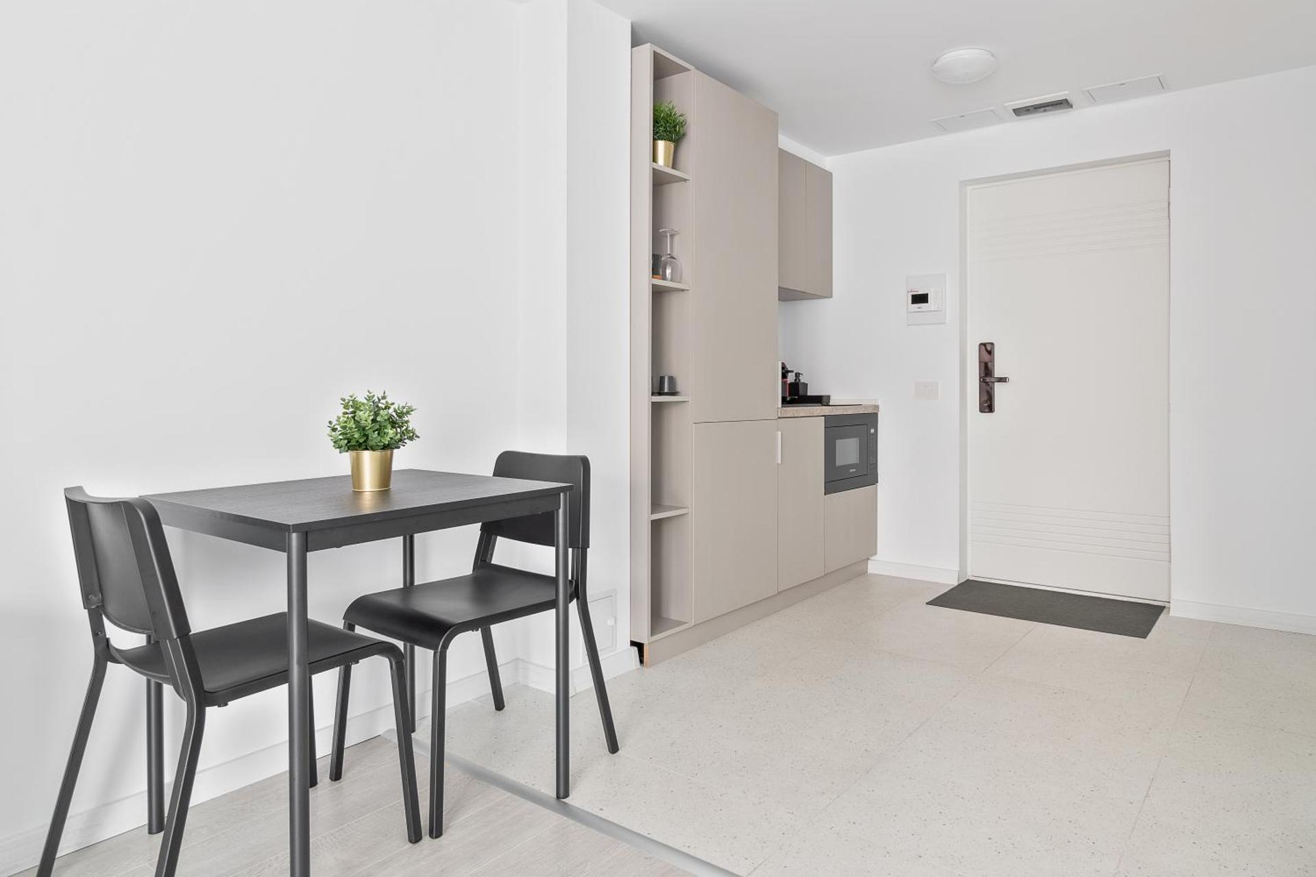 Kitchen or kitchenette