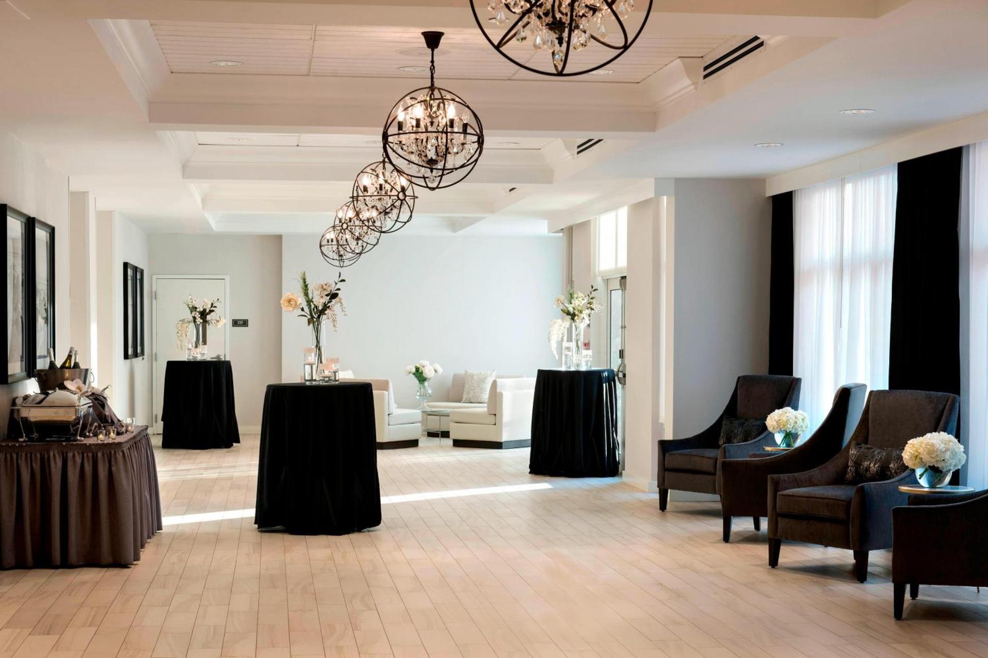 Meeting/conference room