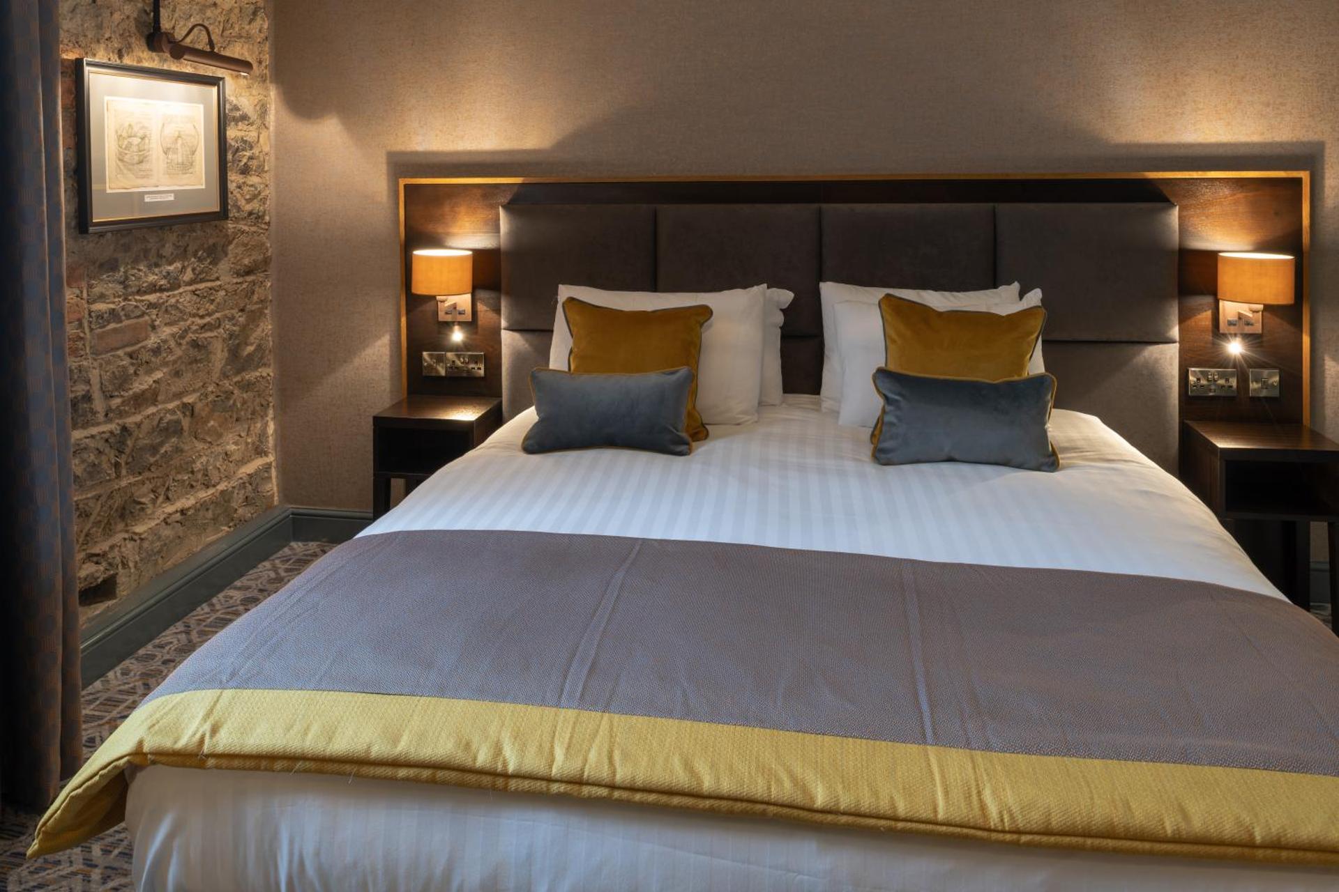 The Old Borough Hotel - Wetherspoon