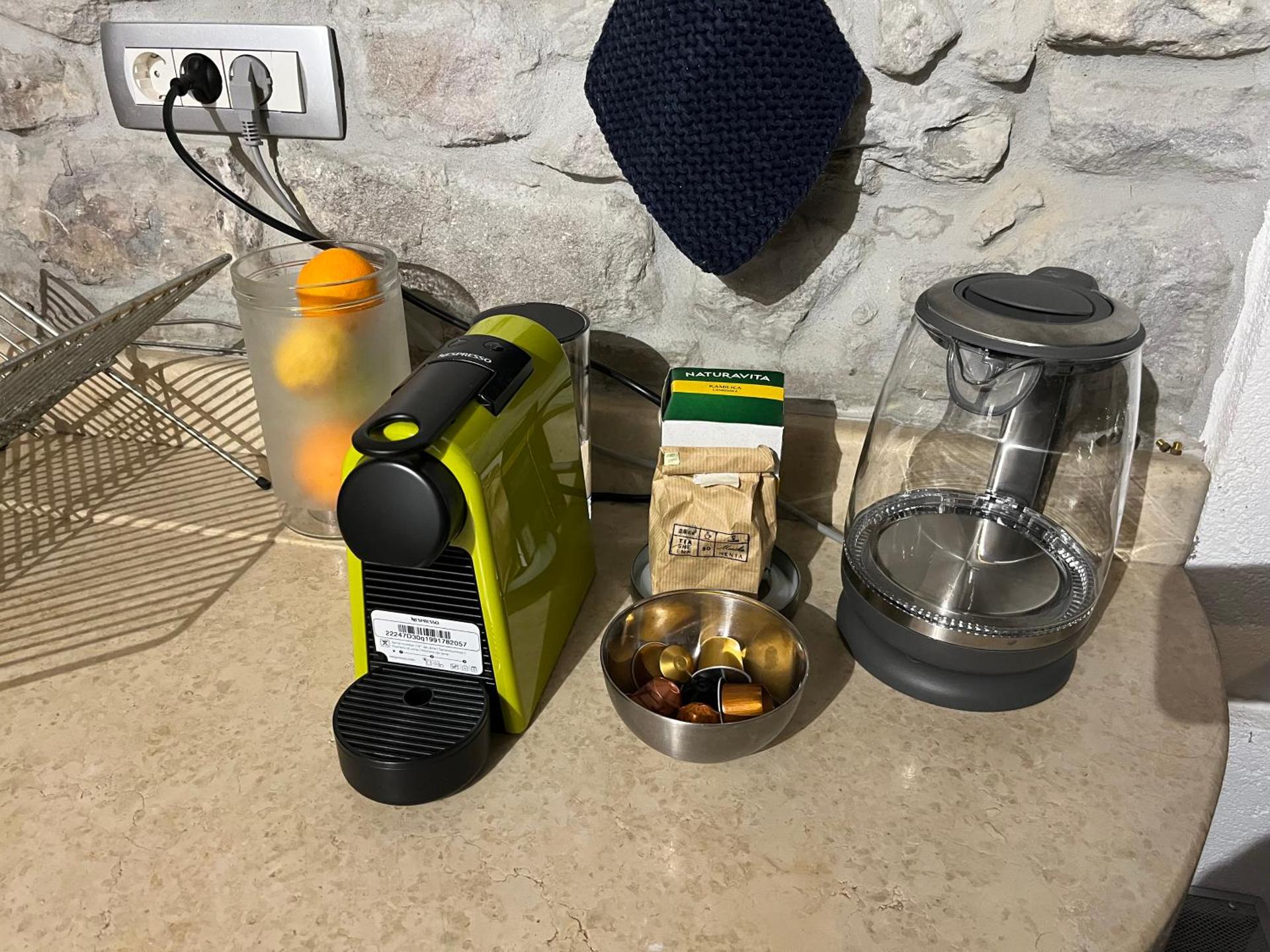 Coffee/tea facilities