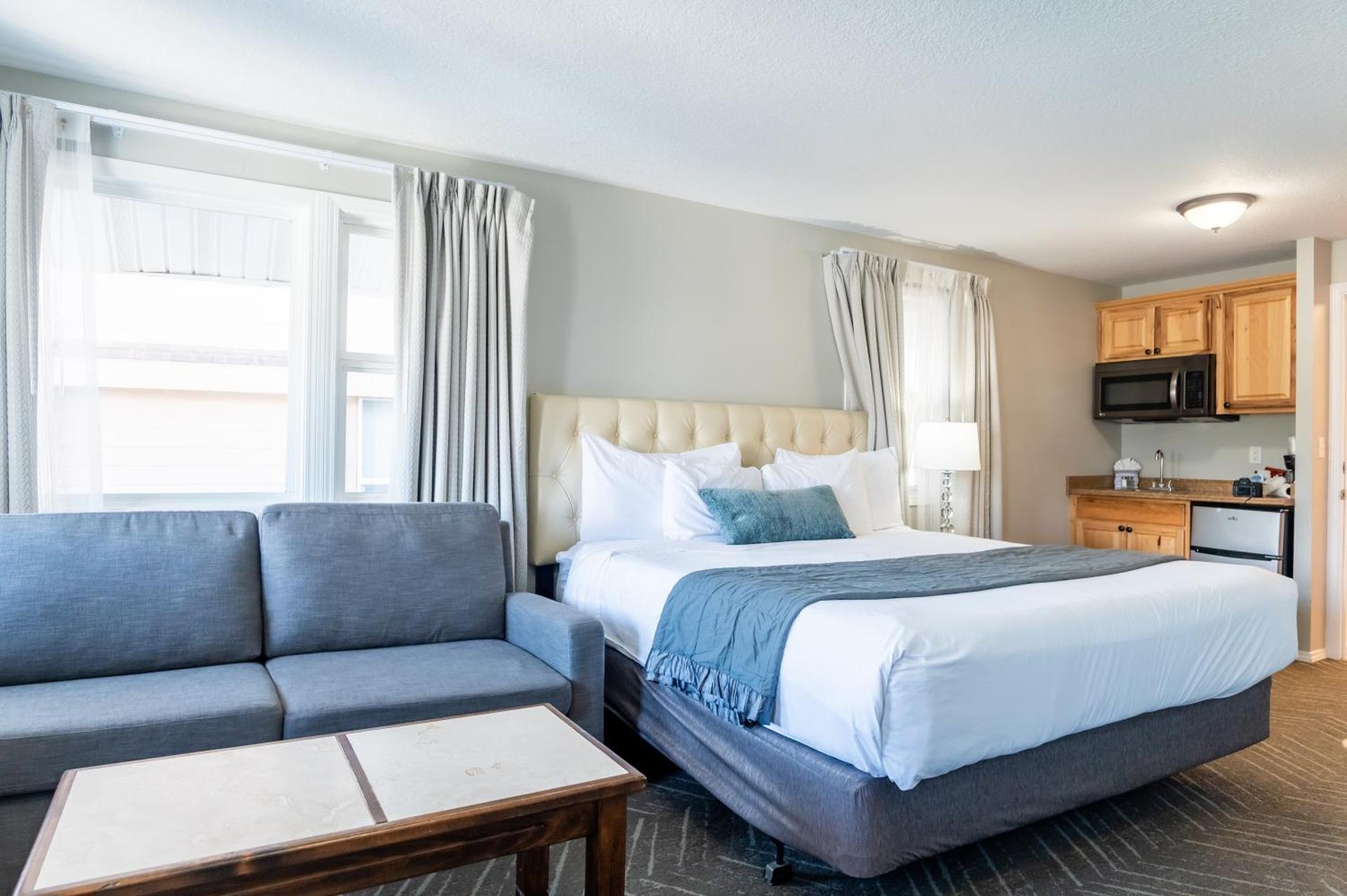 King Suite with Spa Bath - No View