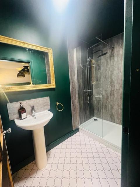 Mollys Boutique Hotel