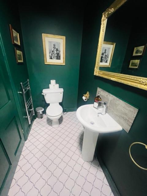 Mollys Boutique Hotel