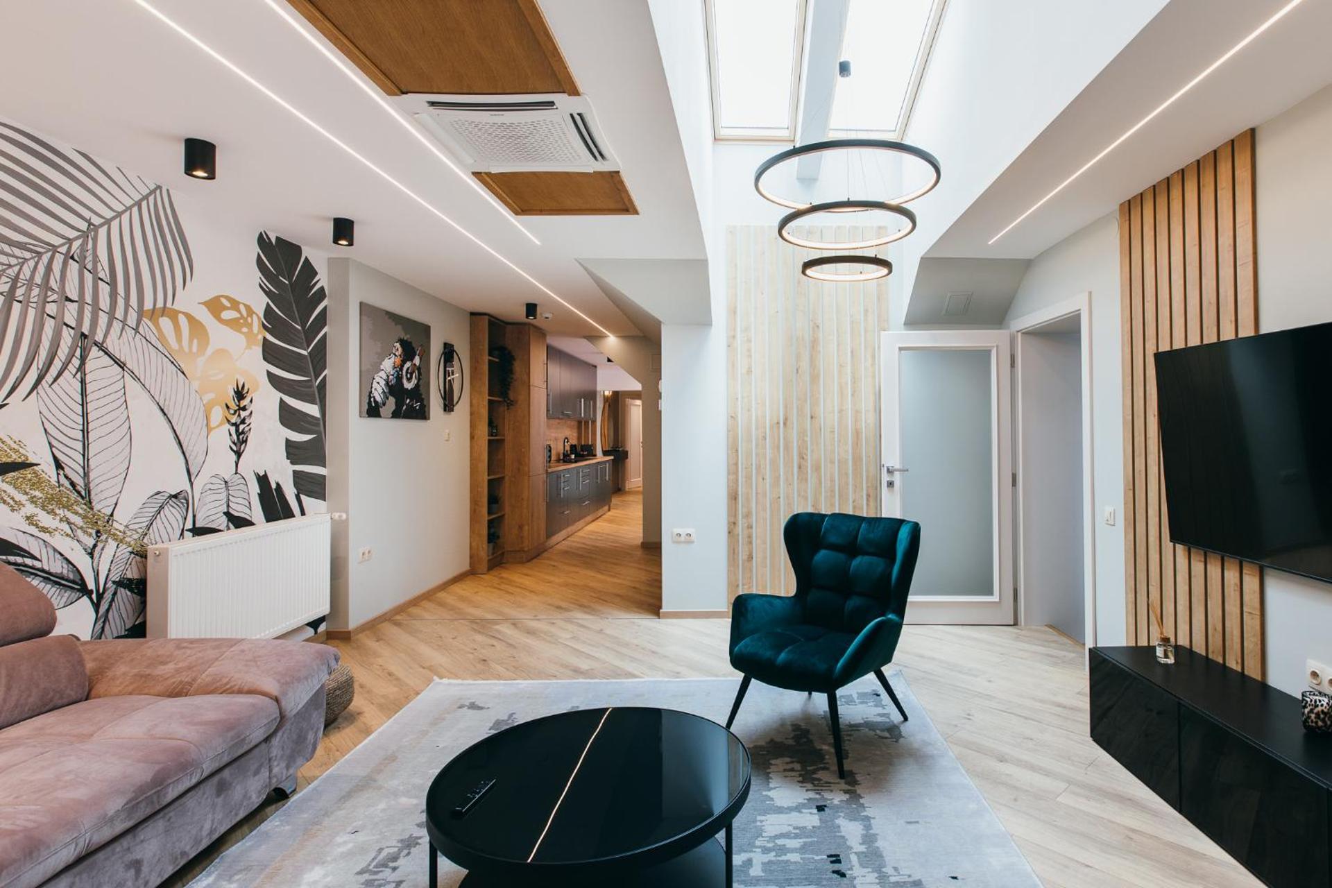 Communal lounge/ TV room