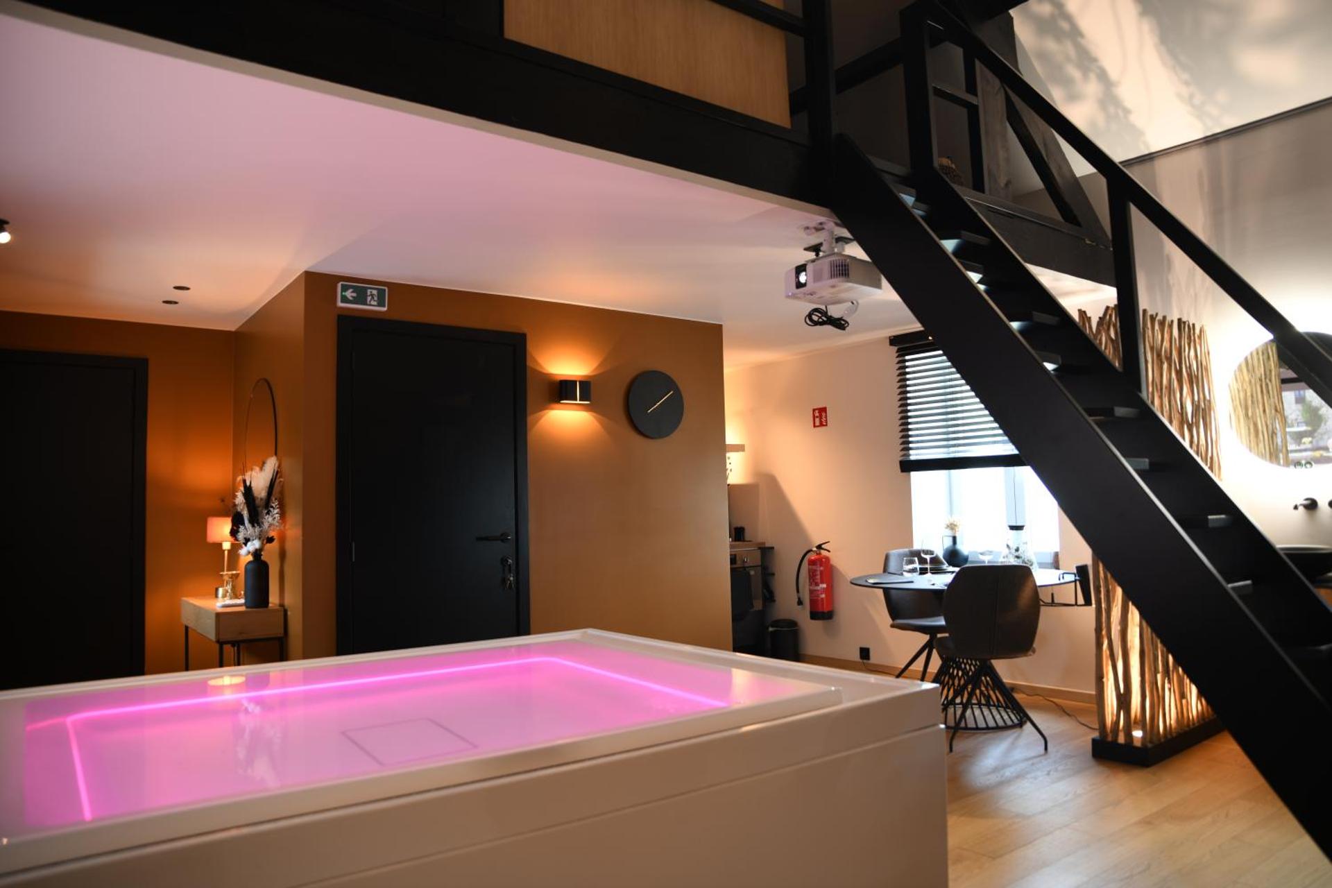 Intimate - Private Wellness