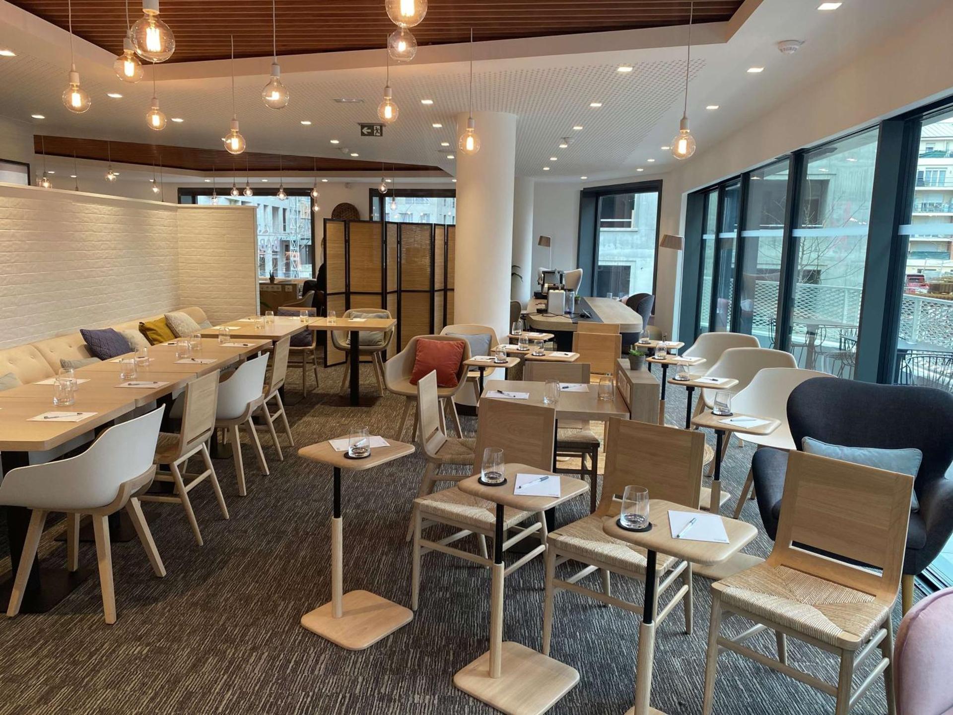 Meeting/conference room