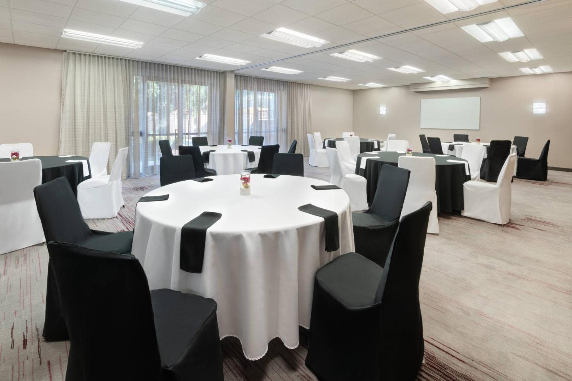 Meeting/conference room