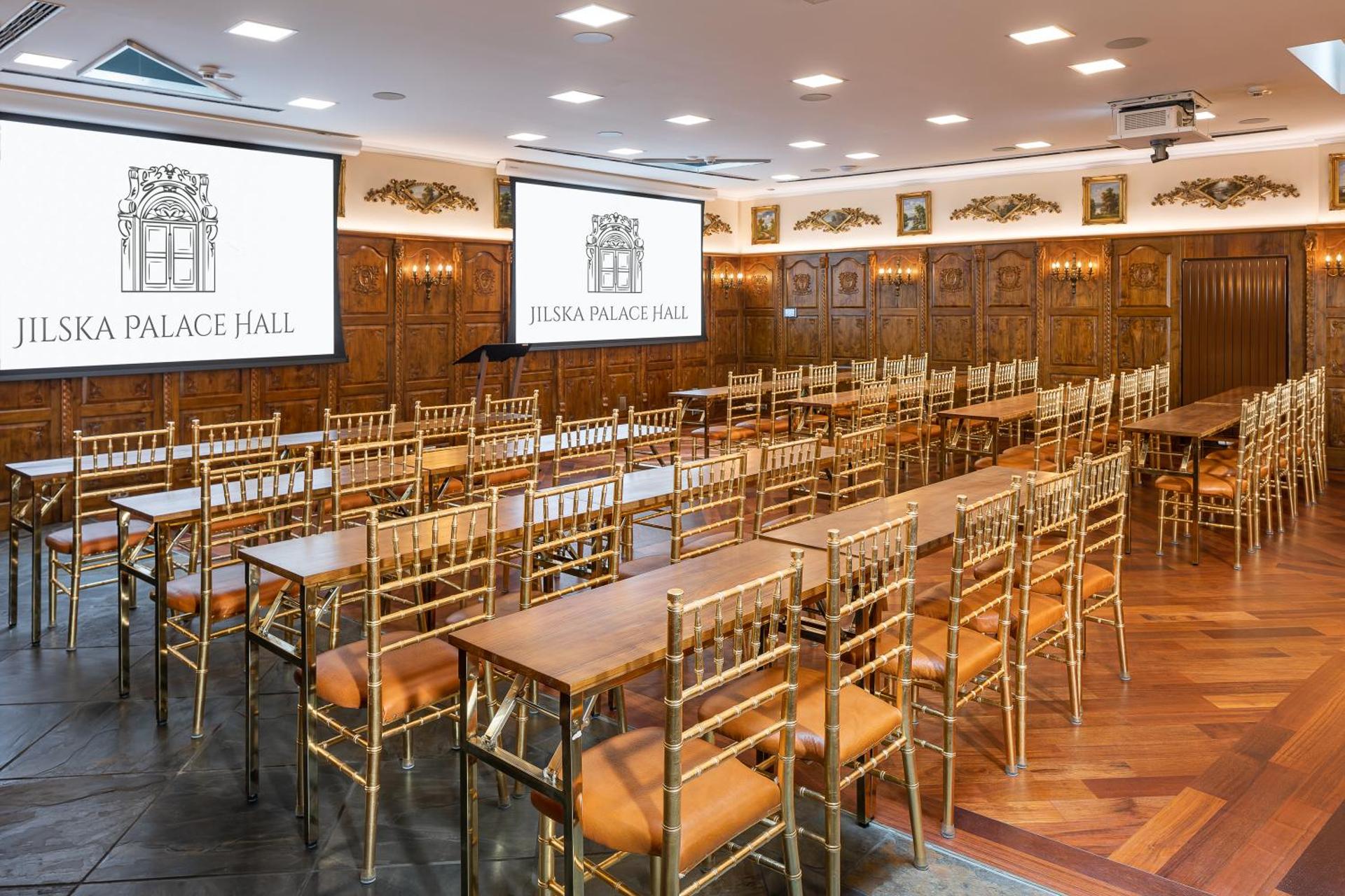 Meeting/conference room