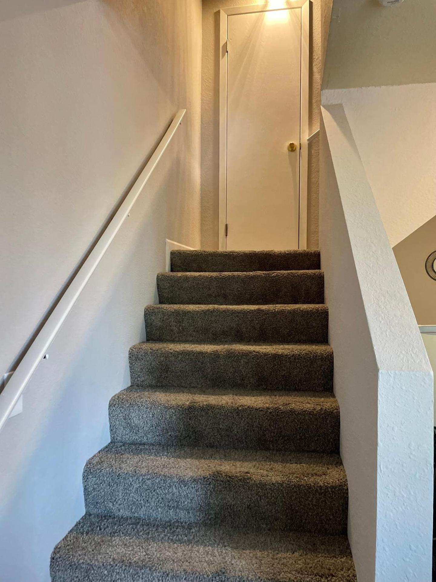 Vibrant 2 Bed Located Downtown Close to Soaring Eagle CMU