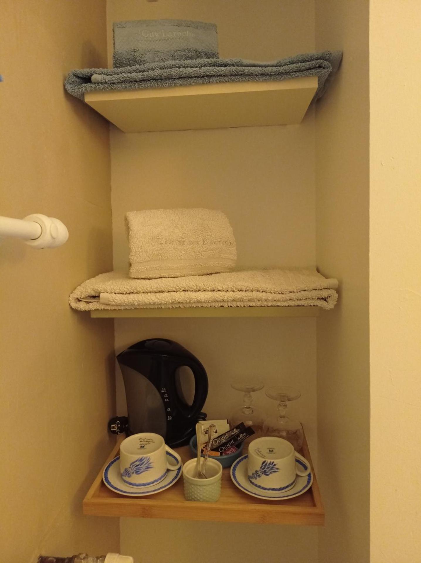 Coffee/tea facilities