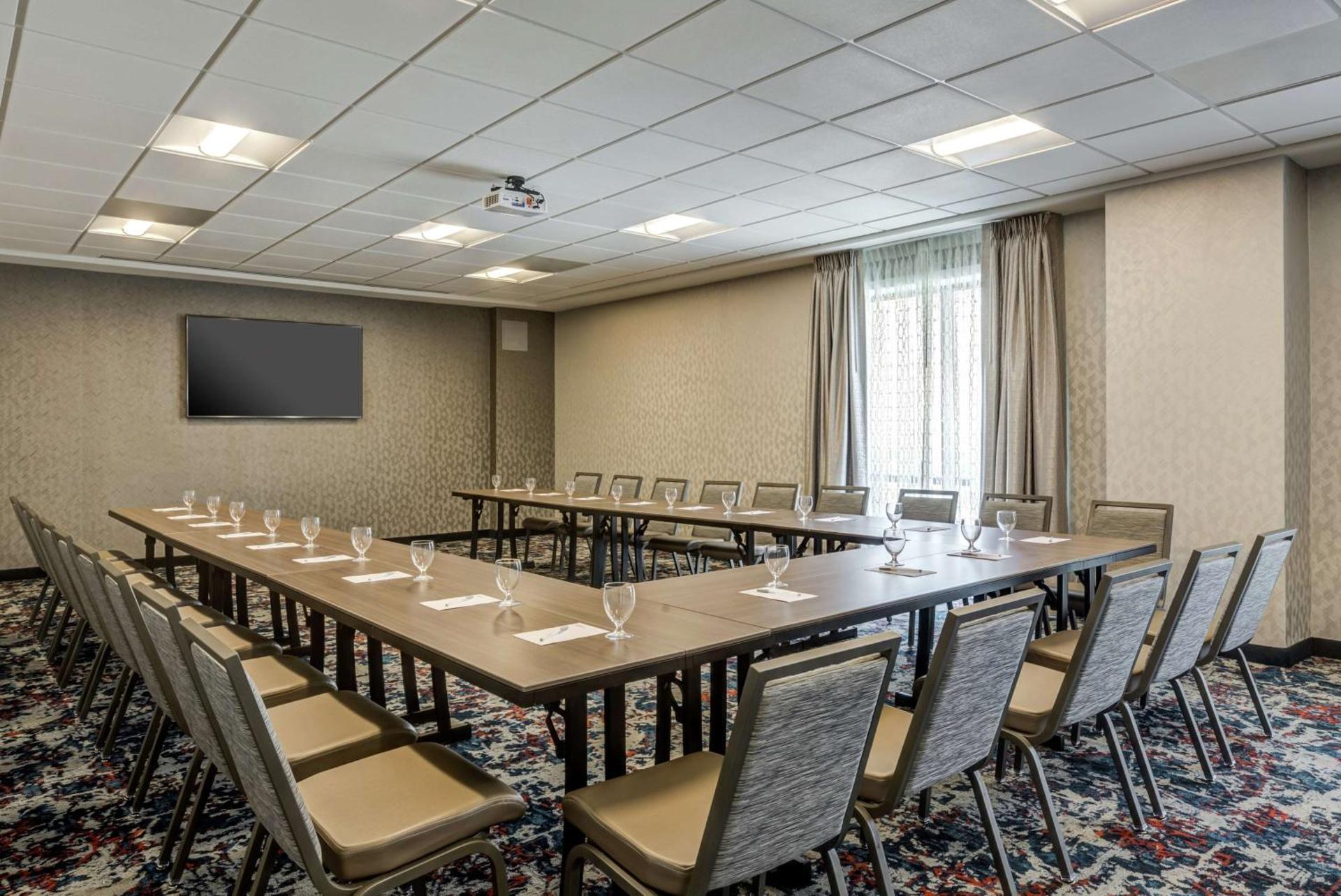 Meeting/conference room