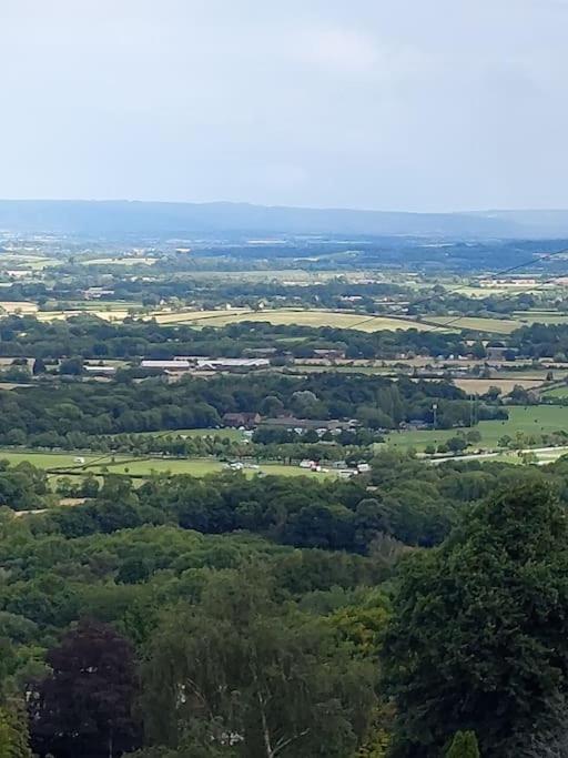 Charming Malvern Cottage with Outstanding Views