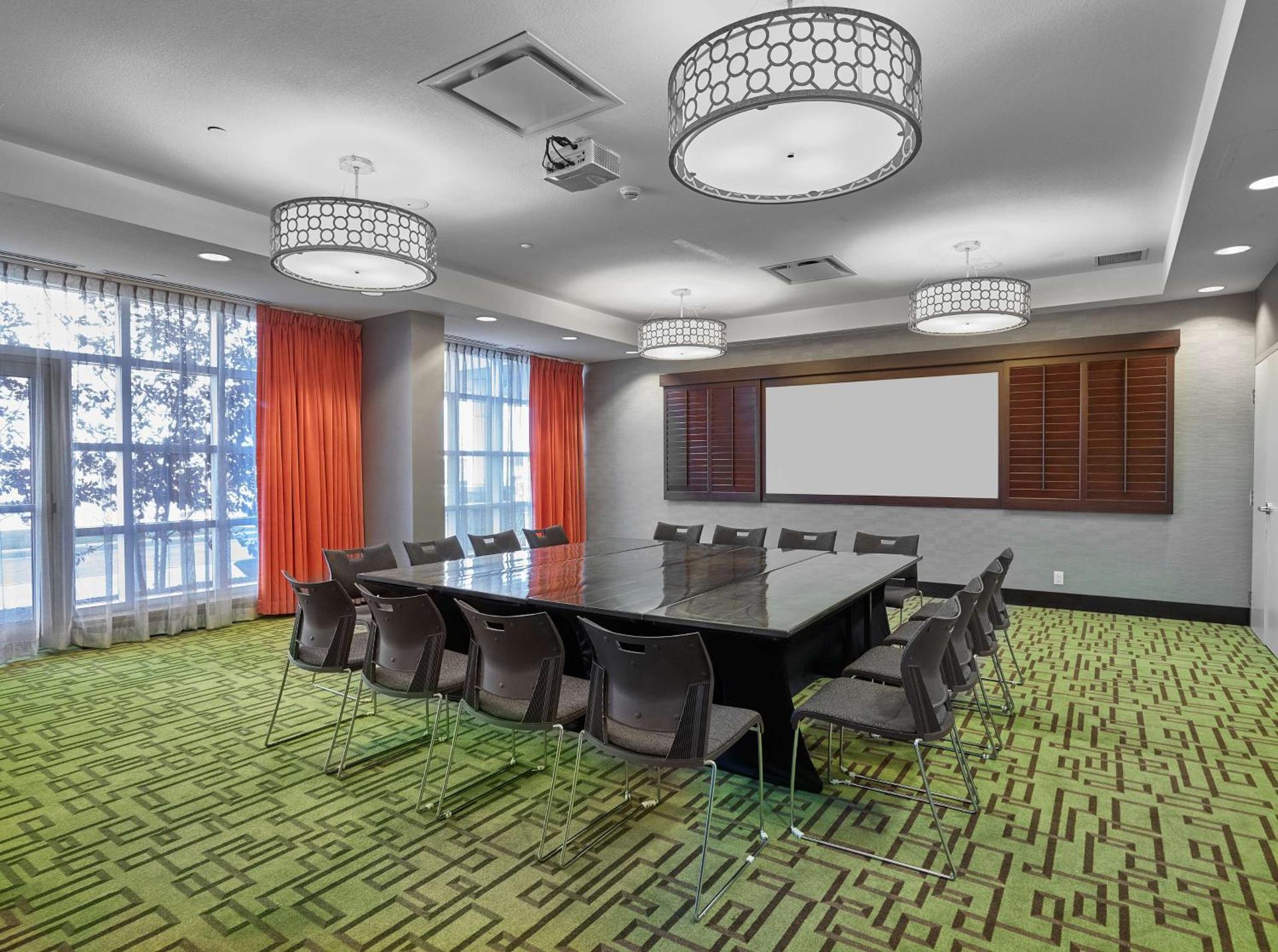 Meeting/conference room