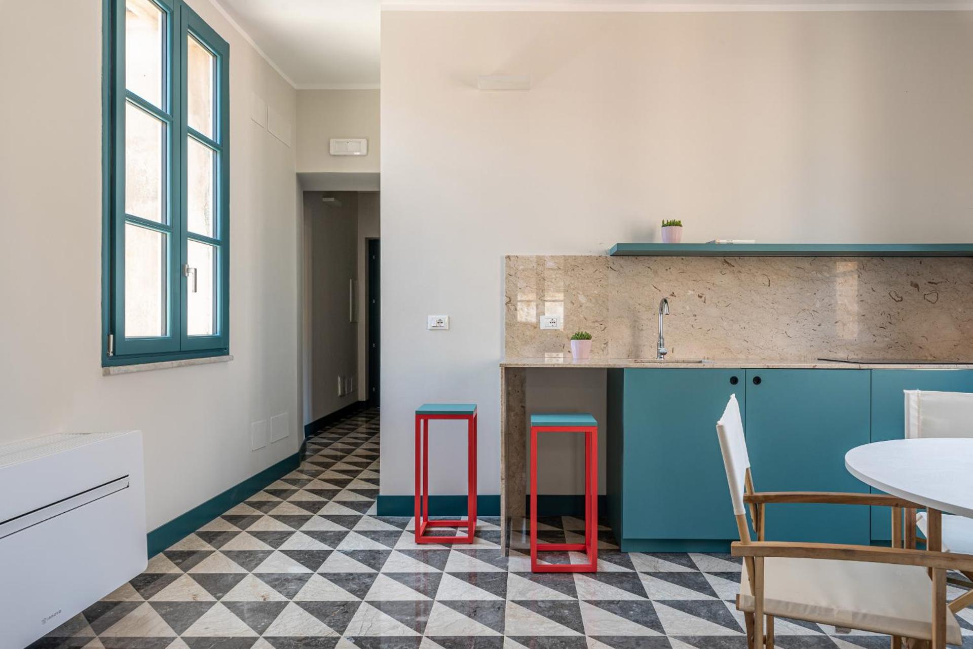 Kitchen or kitchenette