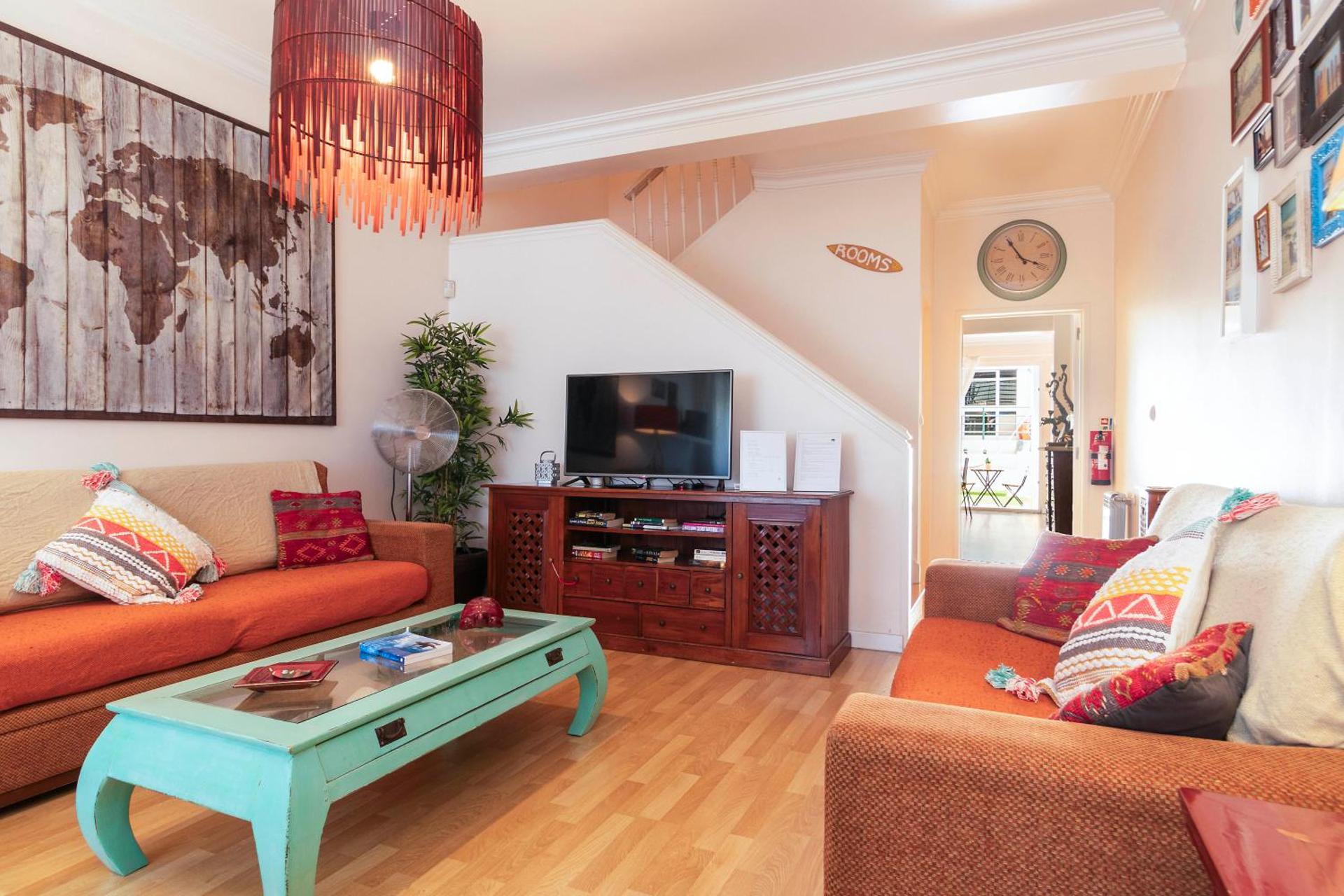 Communal lounge/ TV room