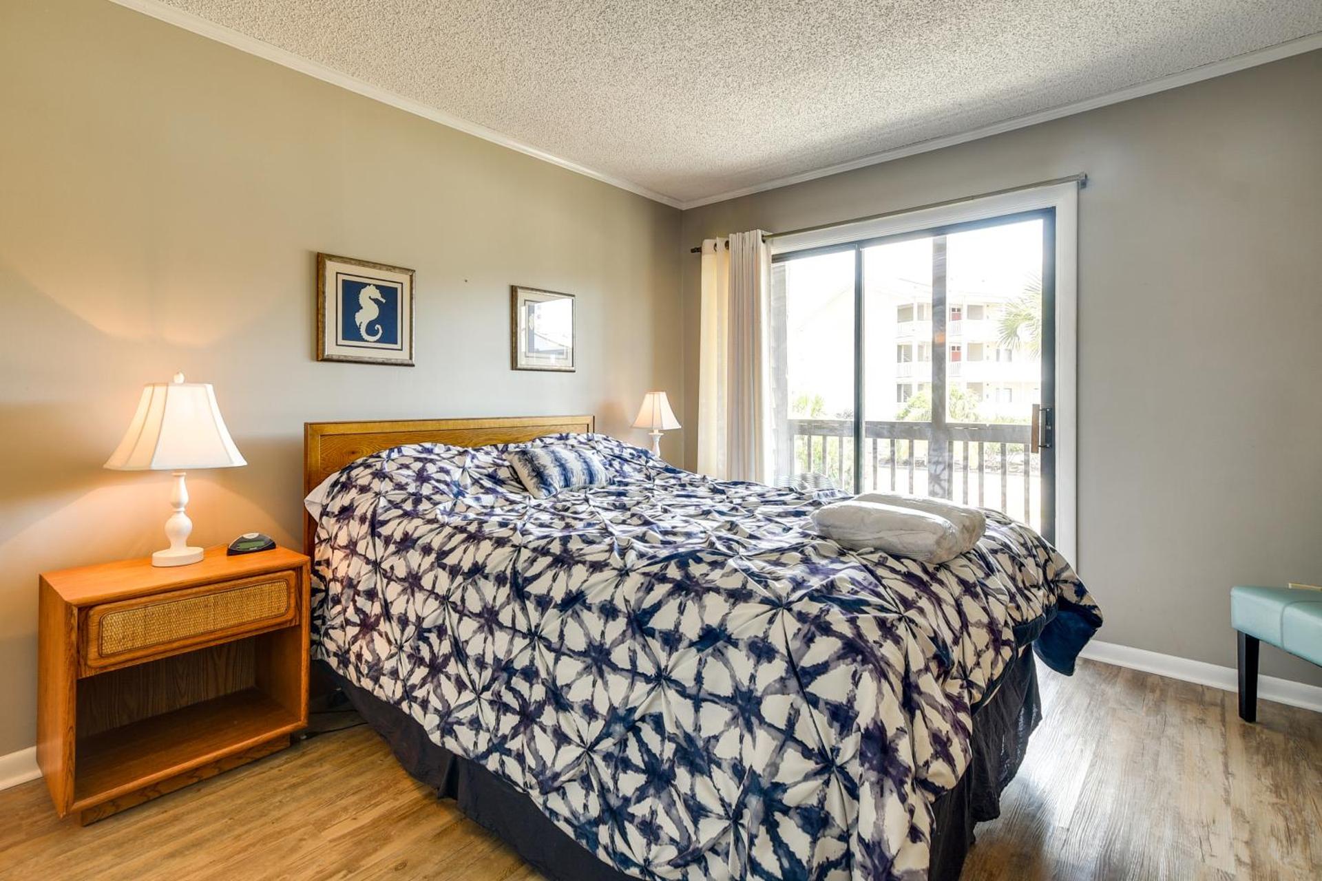 Walk to Coast North Myrtle Beach Condo with Pool!