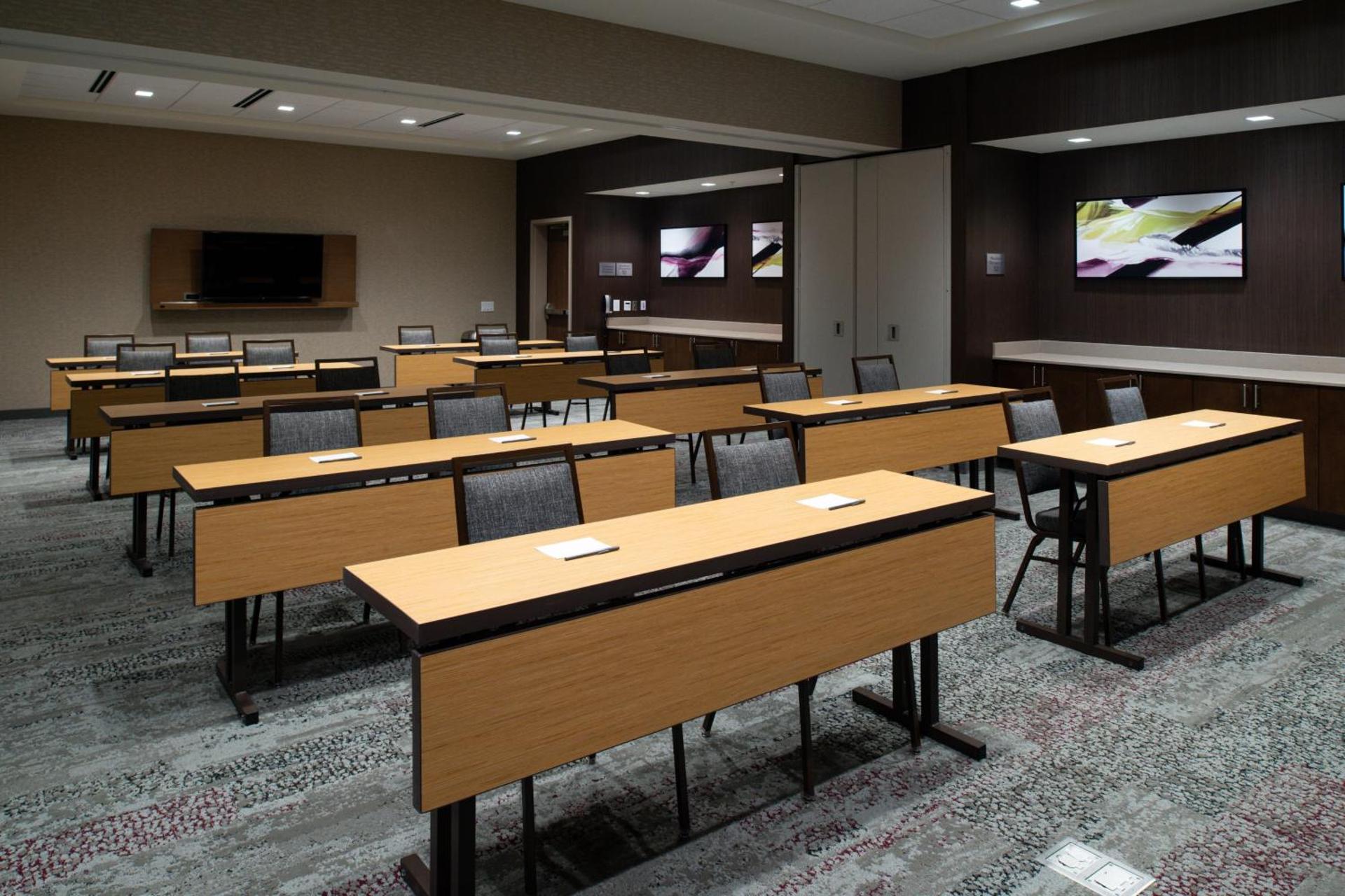 Meeting/conference room