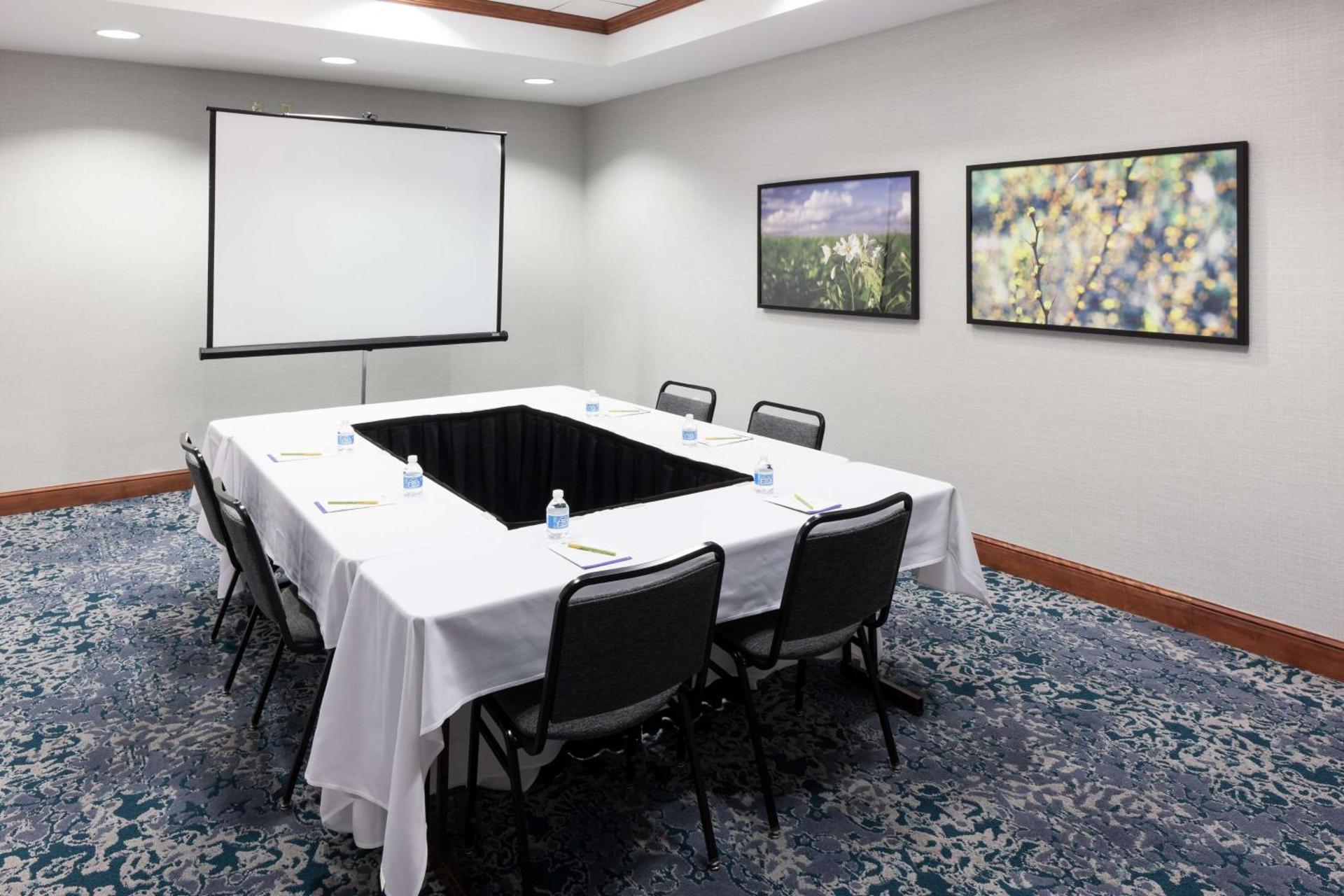 Meeting/conference room