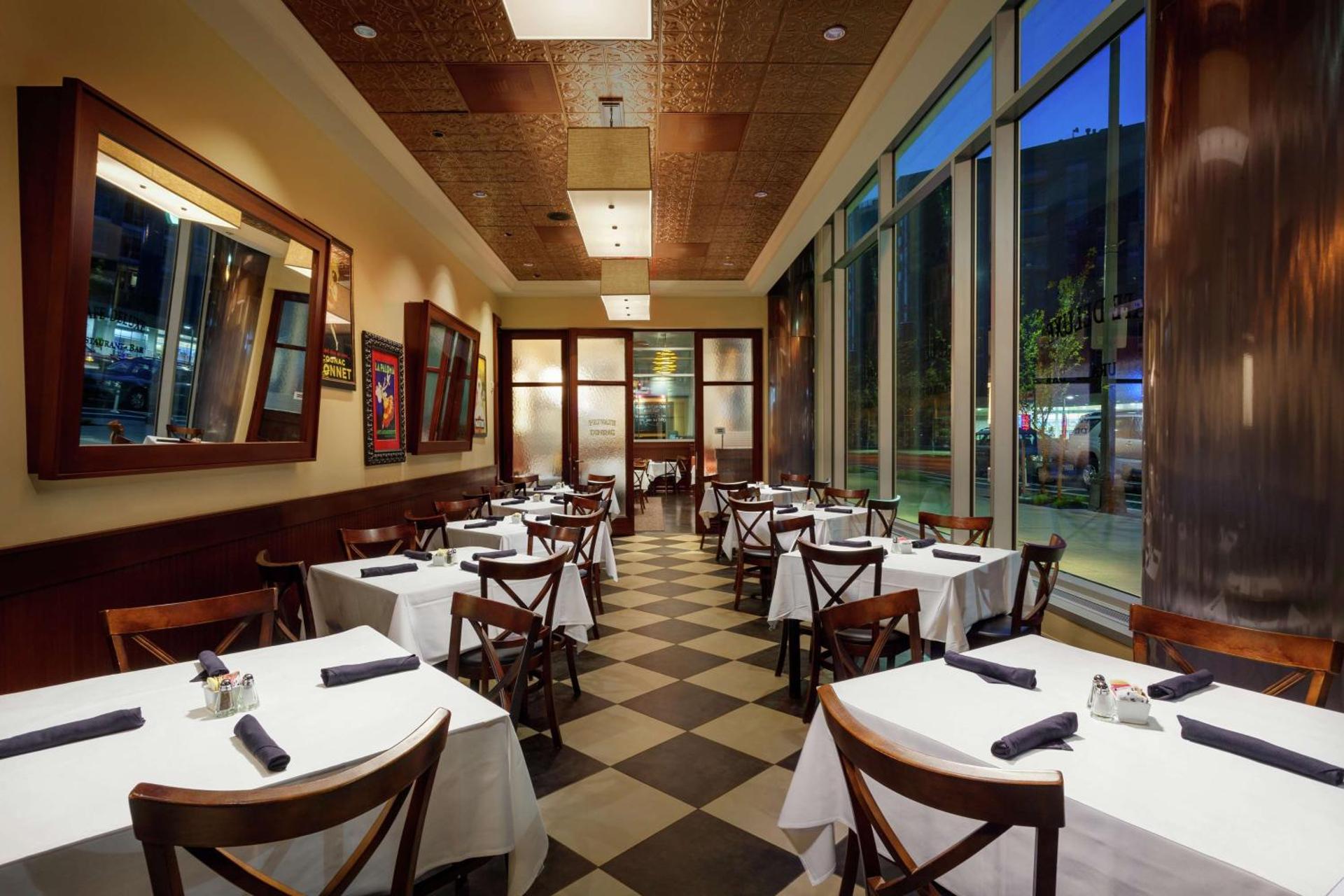 Restaurant/places to eat