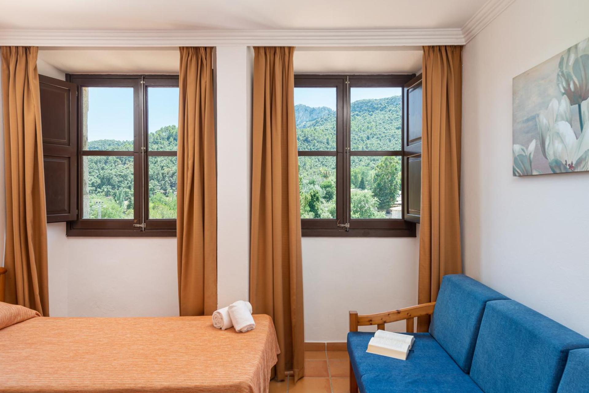 Photo of the whole room