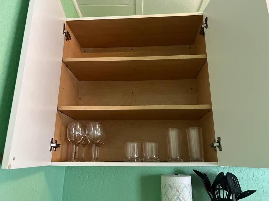 Cosy 3-Bedroom Downtown Walk to Convention Center