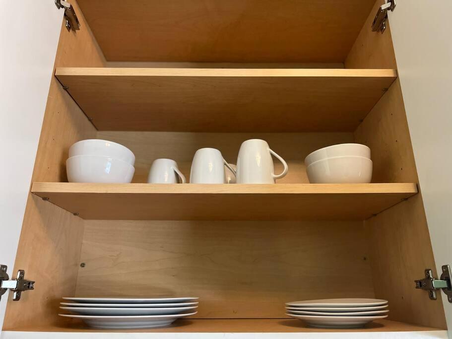 Cosy 3-Bedroom Downtown Walk to Convention Center