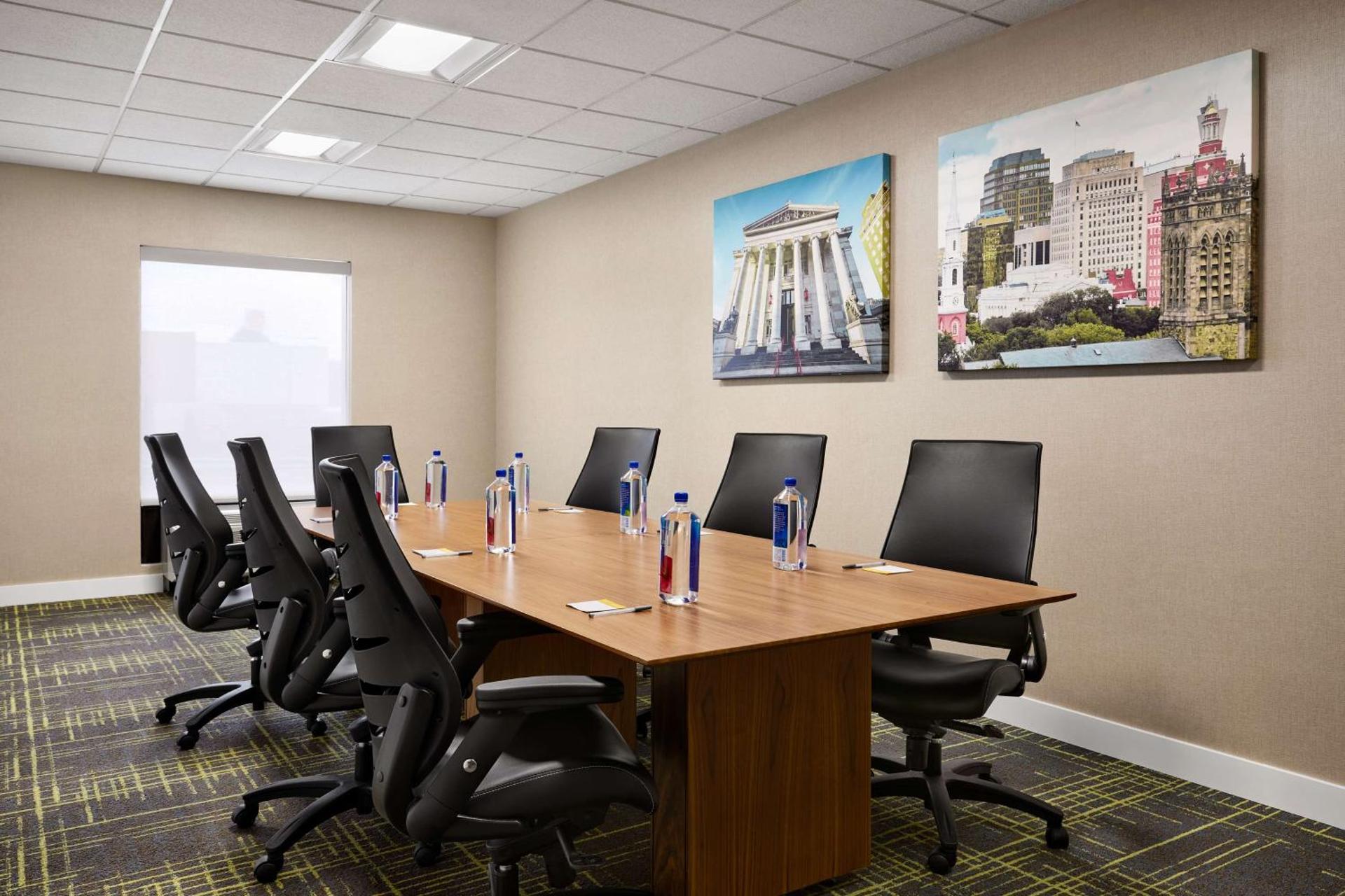 Meeting/conference room