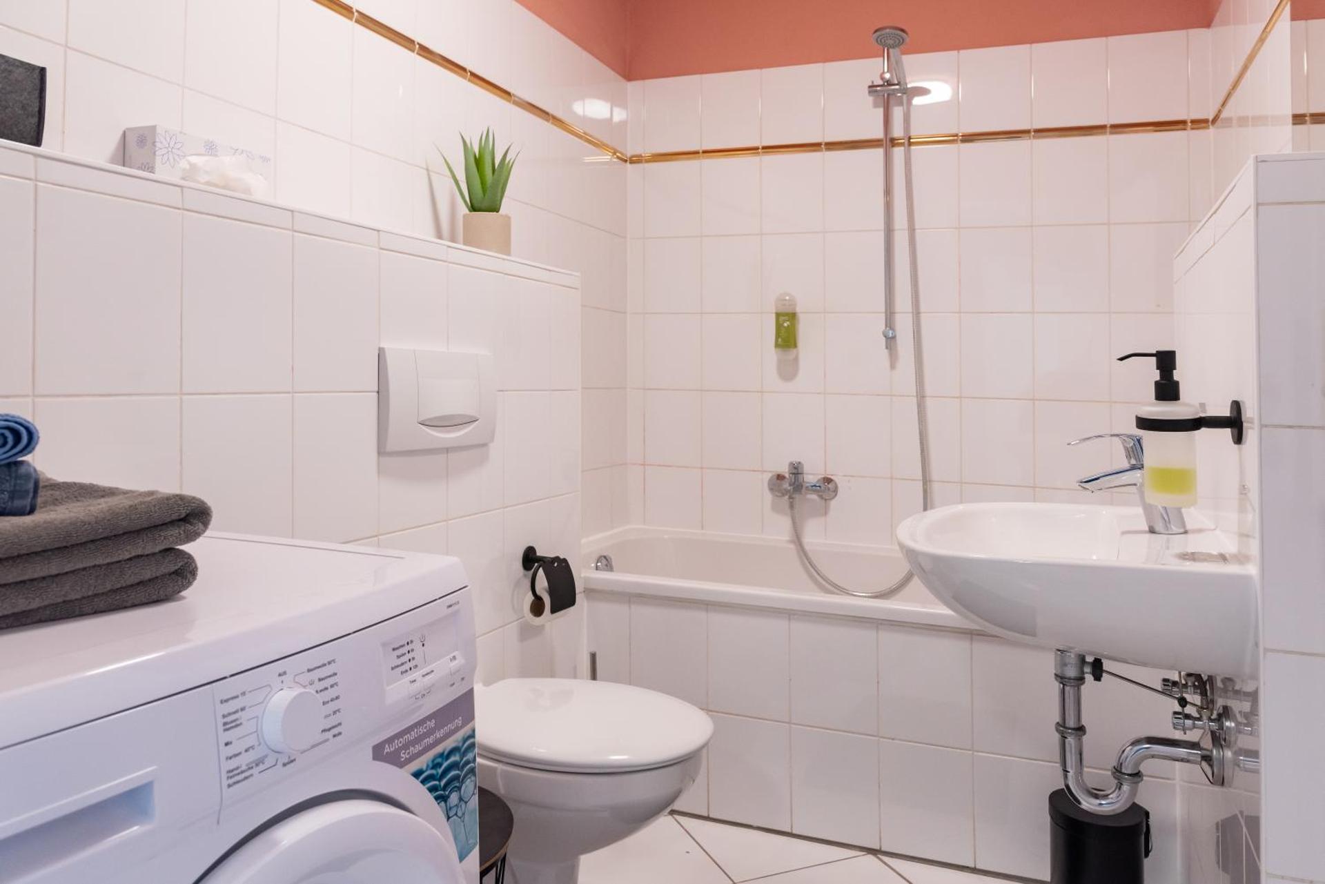 Studio THREE / Wifi / Netflix / 3 getrennte Betten