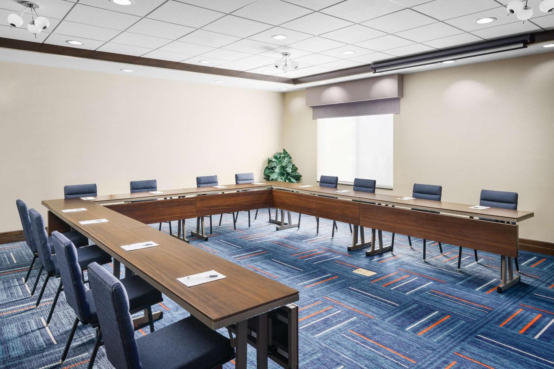 Meeting/conference room