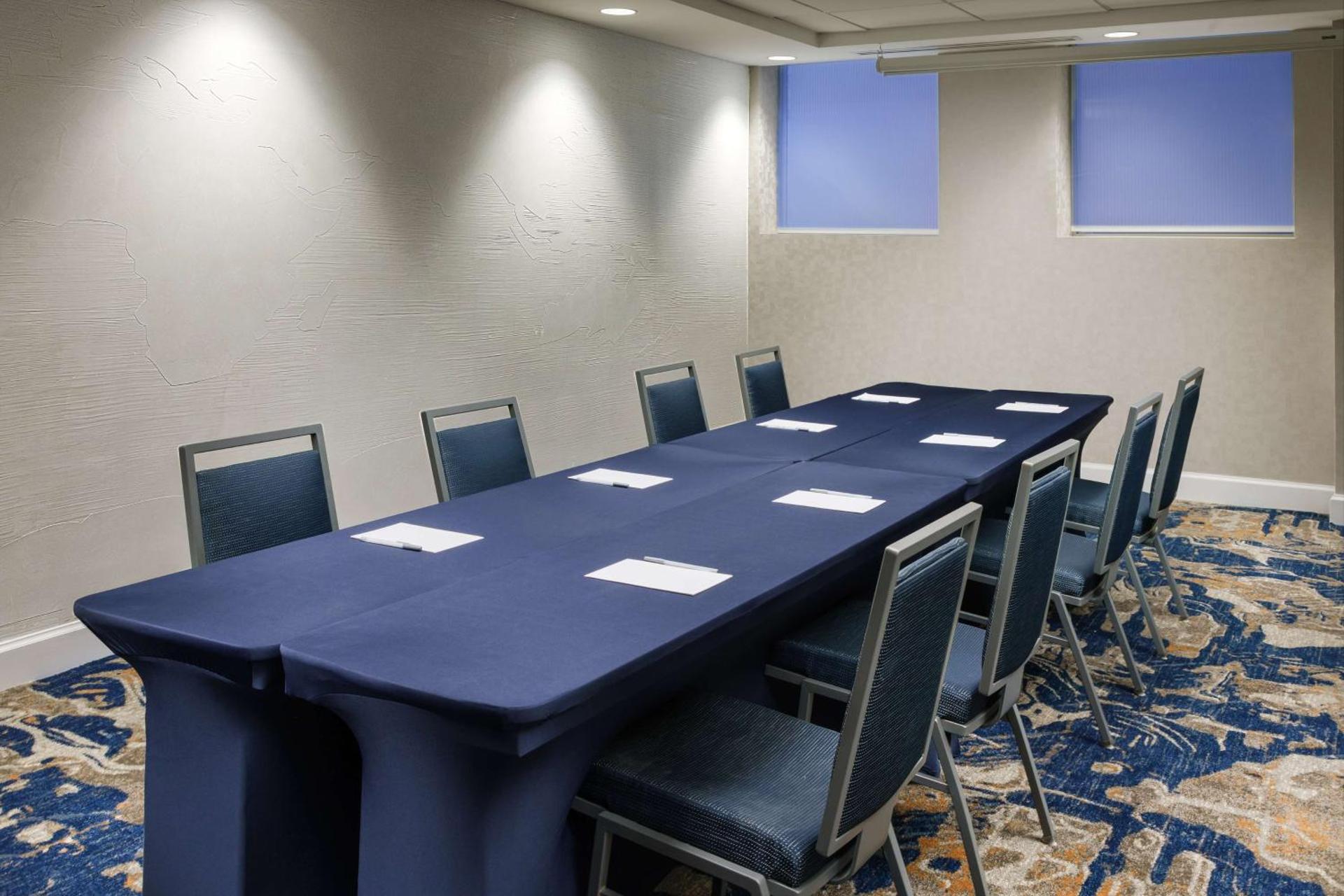 Meeting/conference room