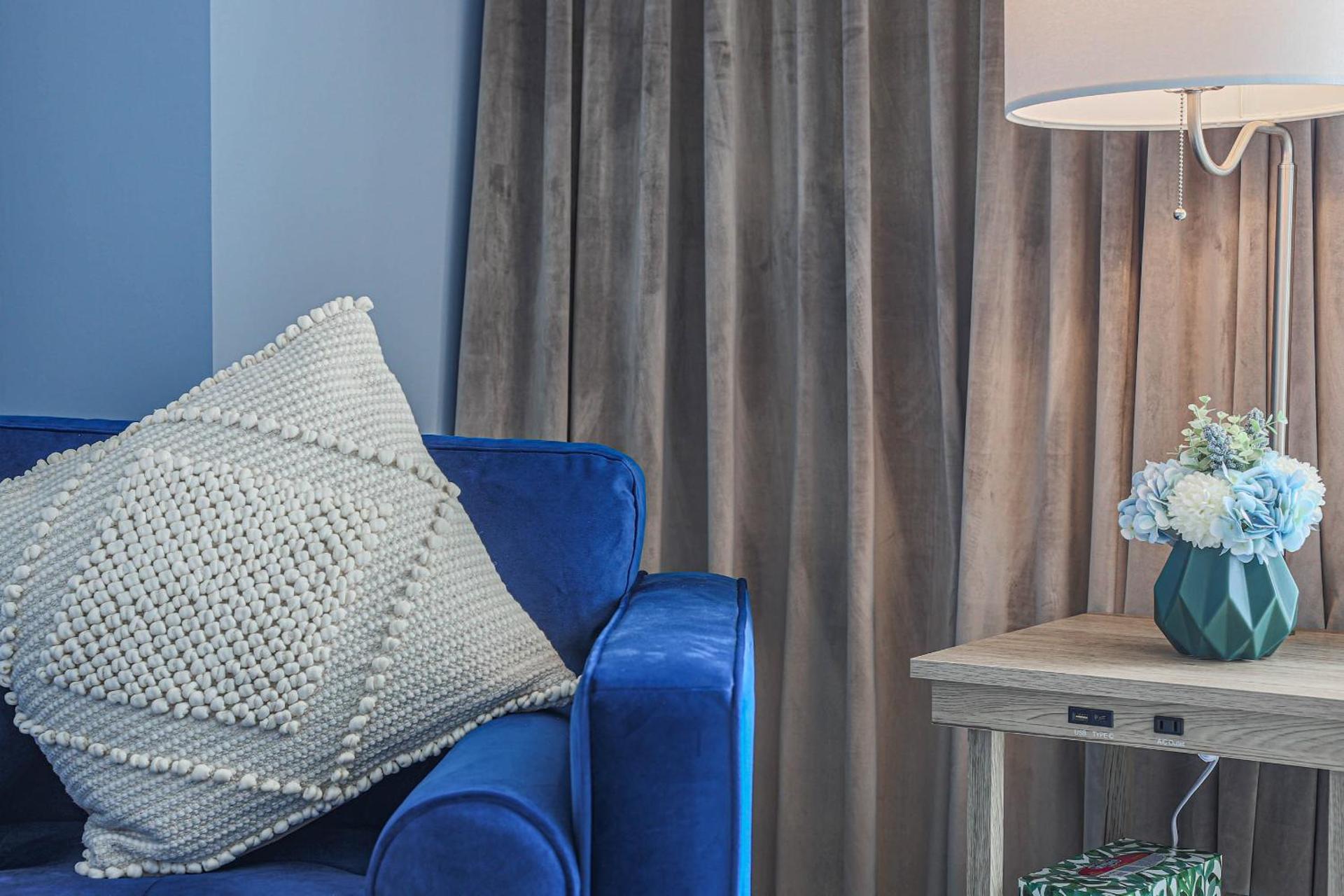 Luxury view in Toronto Downtown 3 Bedroom 2.5 Bathroom 1 Parking