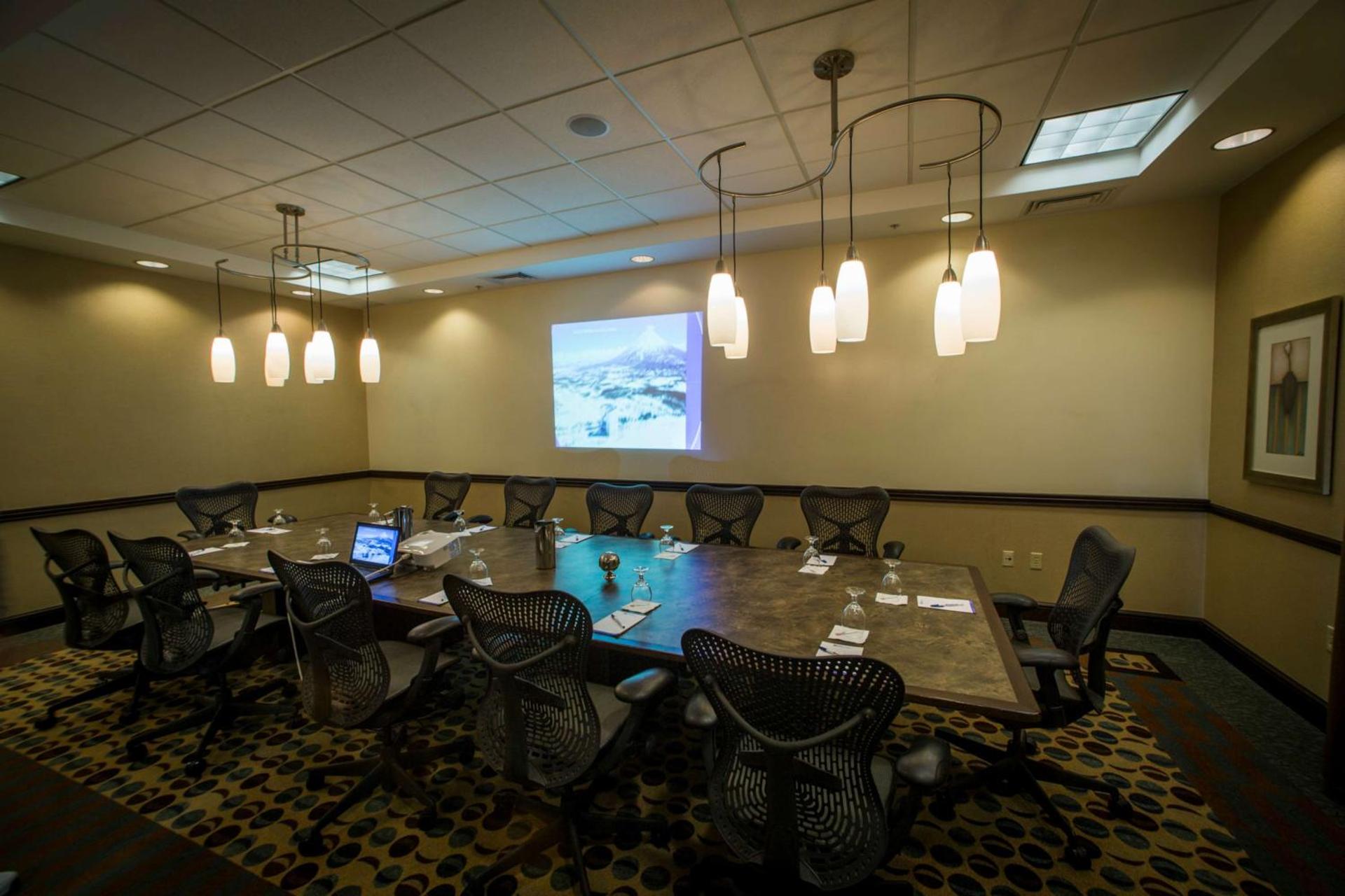 Meeting/conference room