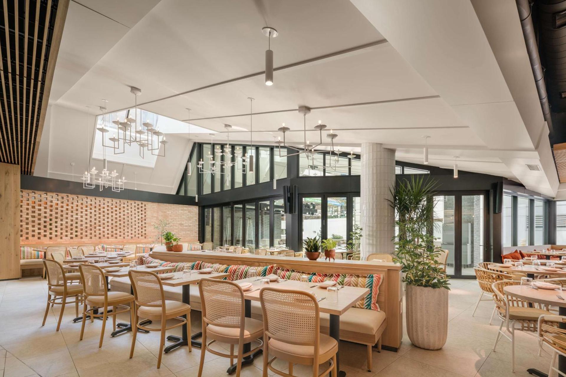 Restaurant/places to eat