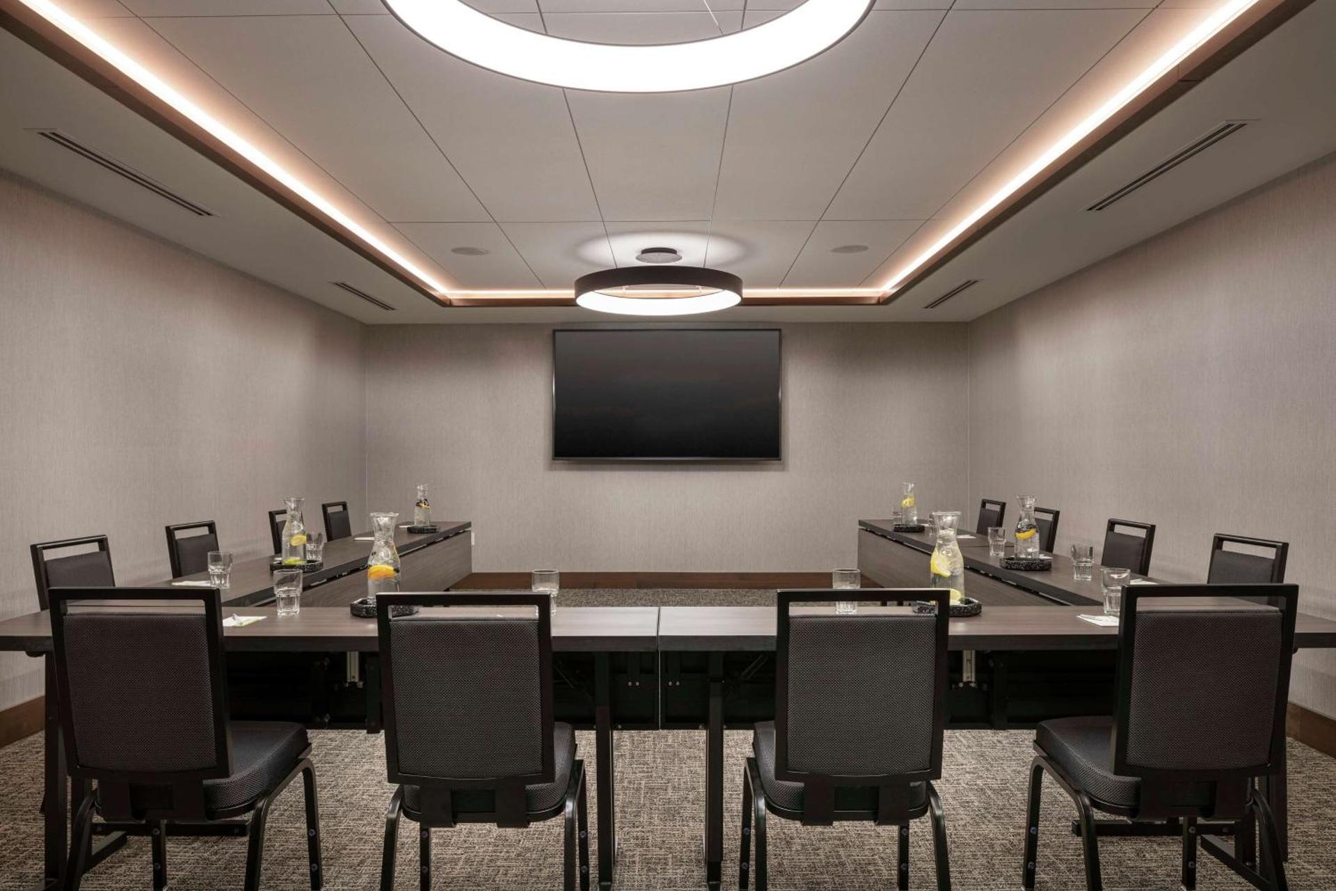 Meeting/conference room