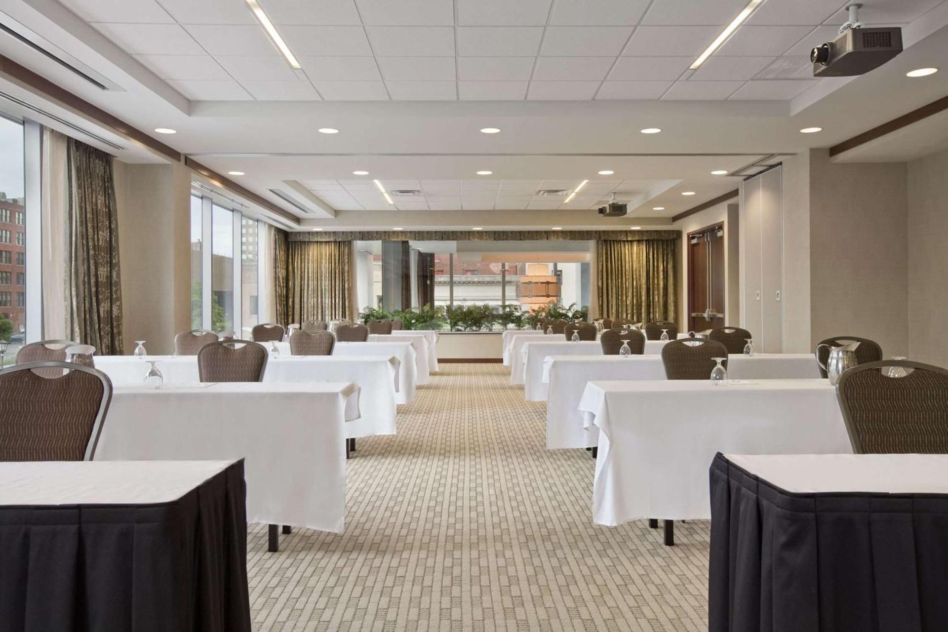 Meeting/conference room