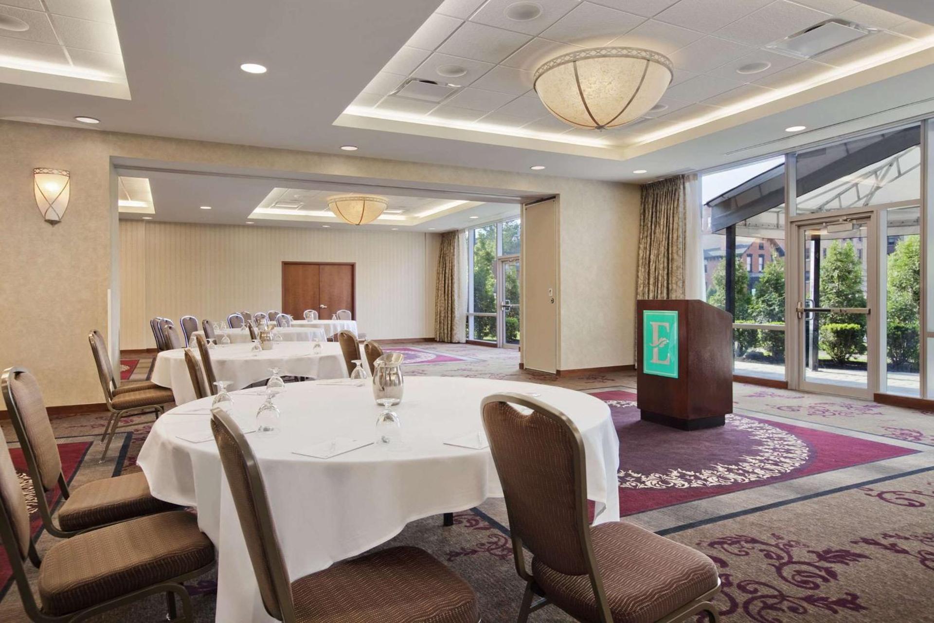 Meeting/conference room