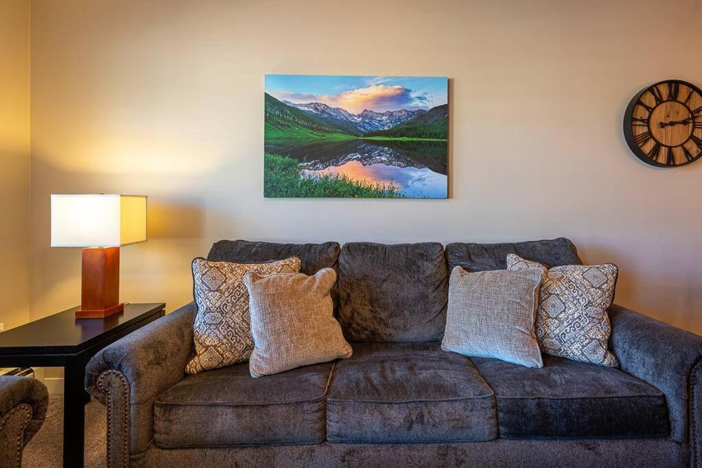 Ski-In / Ski-Out 1 Bedroom Condo base of WP Resort