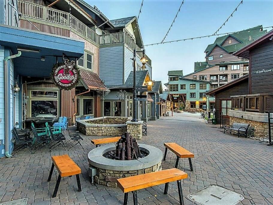 Ski-In / Ski-Out 1 Bedroom Condo base of WP Resort