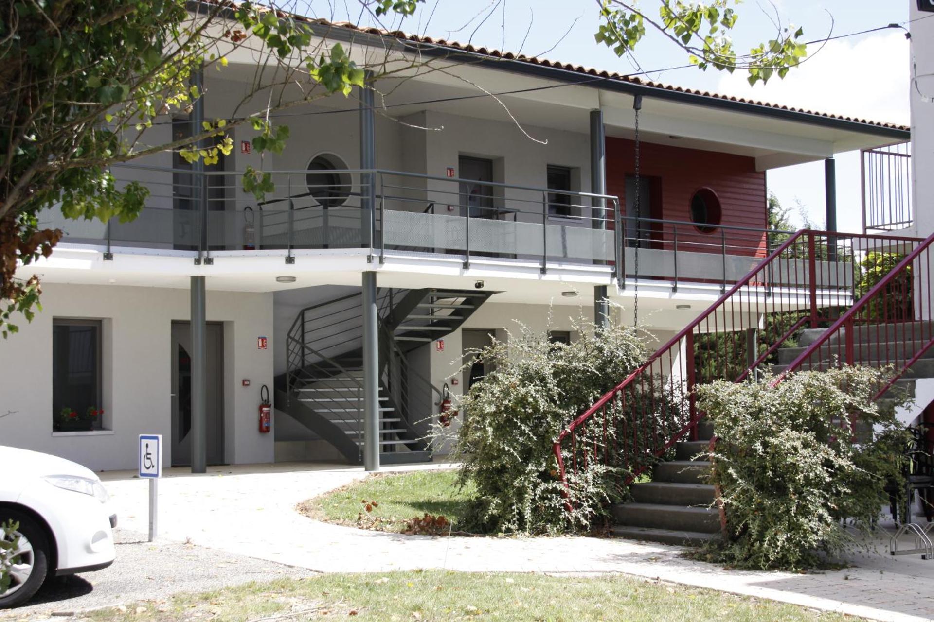 Logis Hotels - Hôtel et Restaurant Le Relais des Garrigues