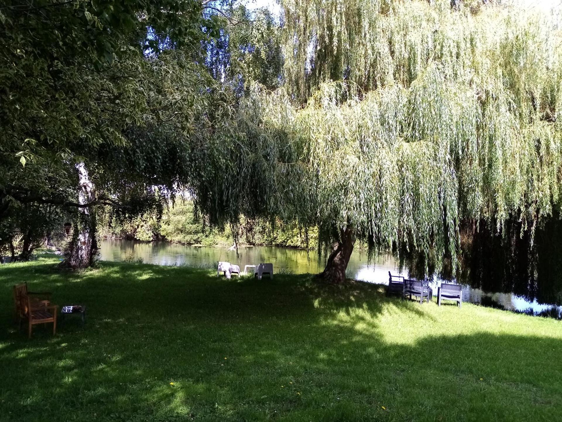 Havre de paix au bords de l'Eure - divers hébergements