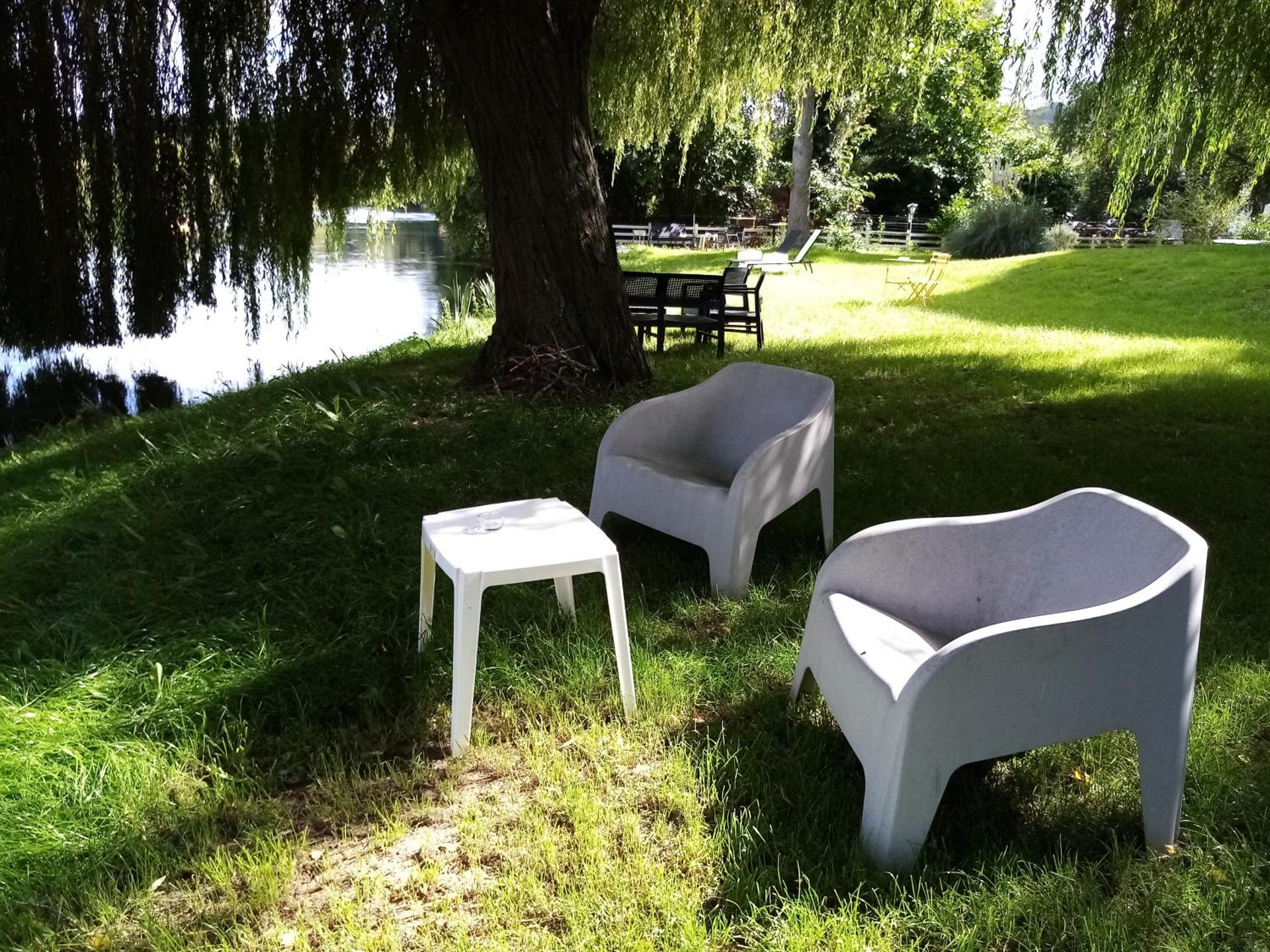 Havre de paix au bords de l'Eure - divers hébergements