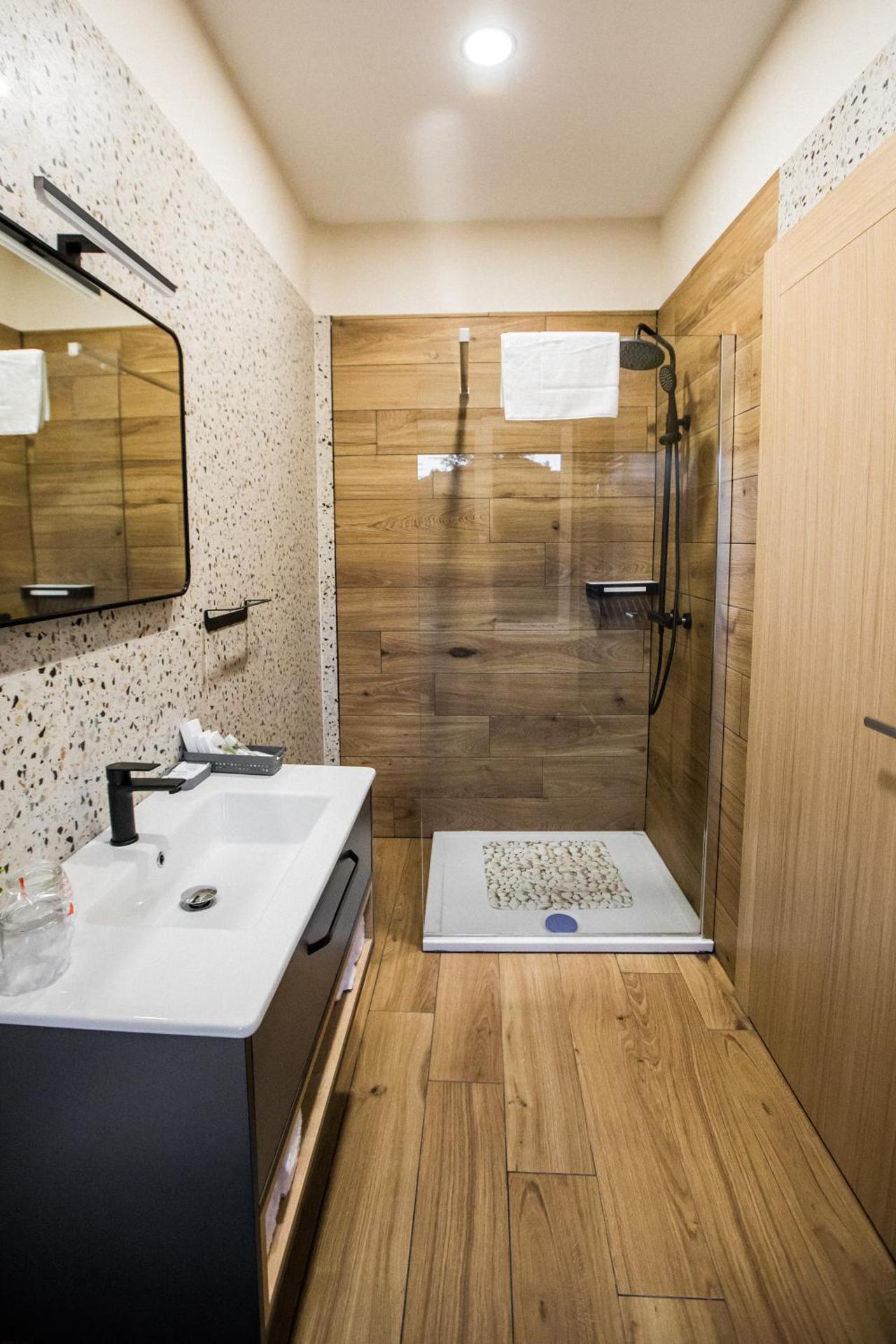 Internal: Not applicable to any particular room