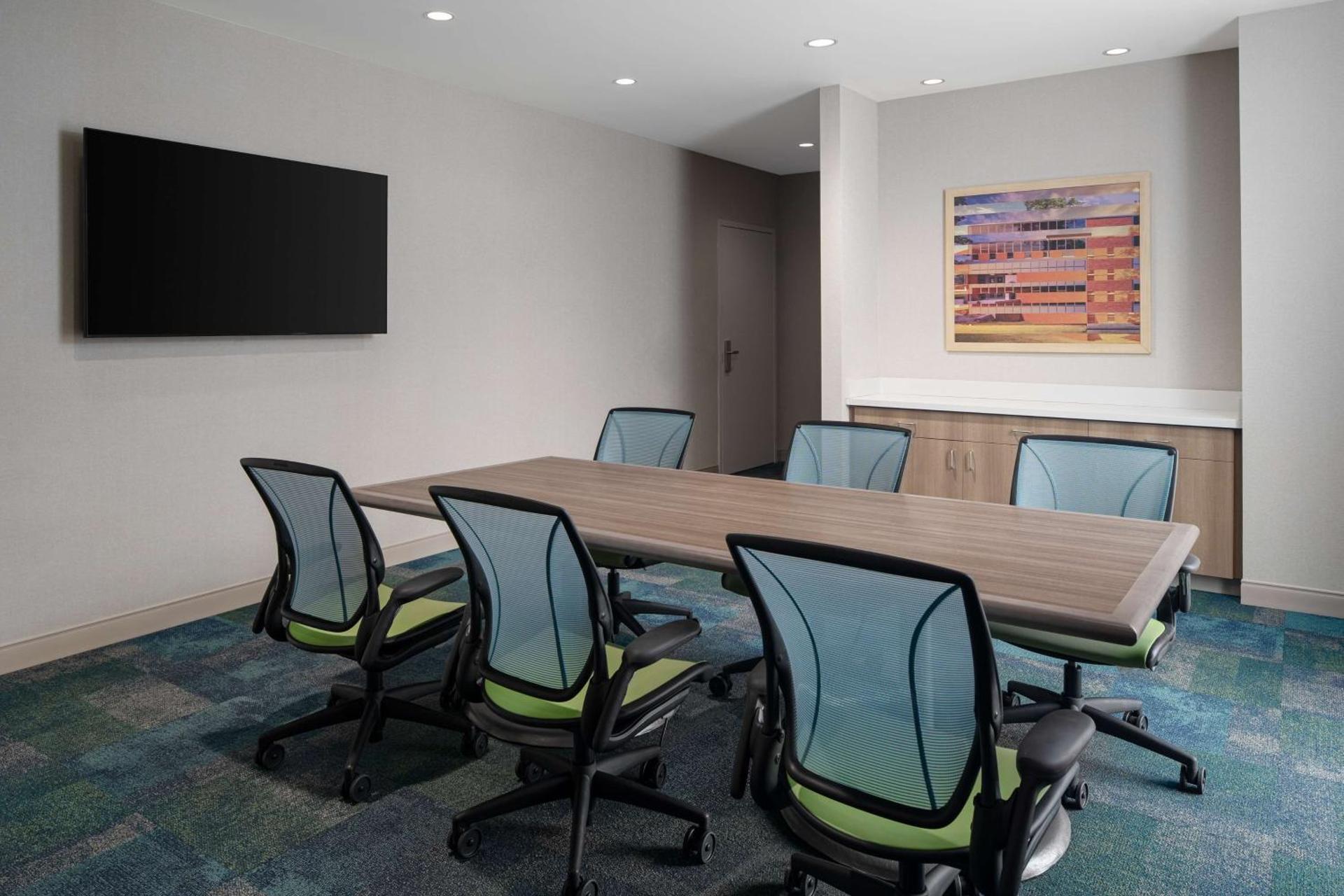 Meeting/conference room
