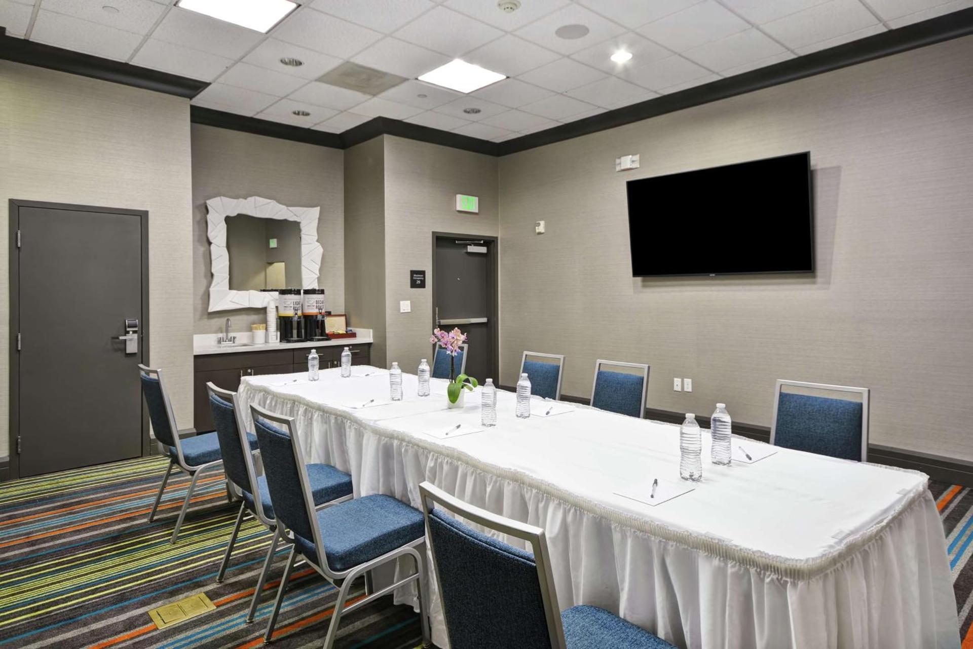 Meeting/conference room