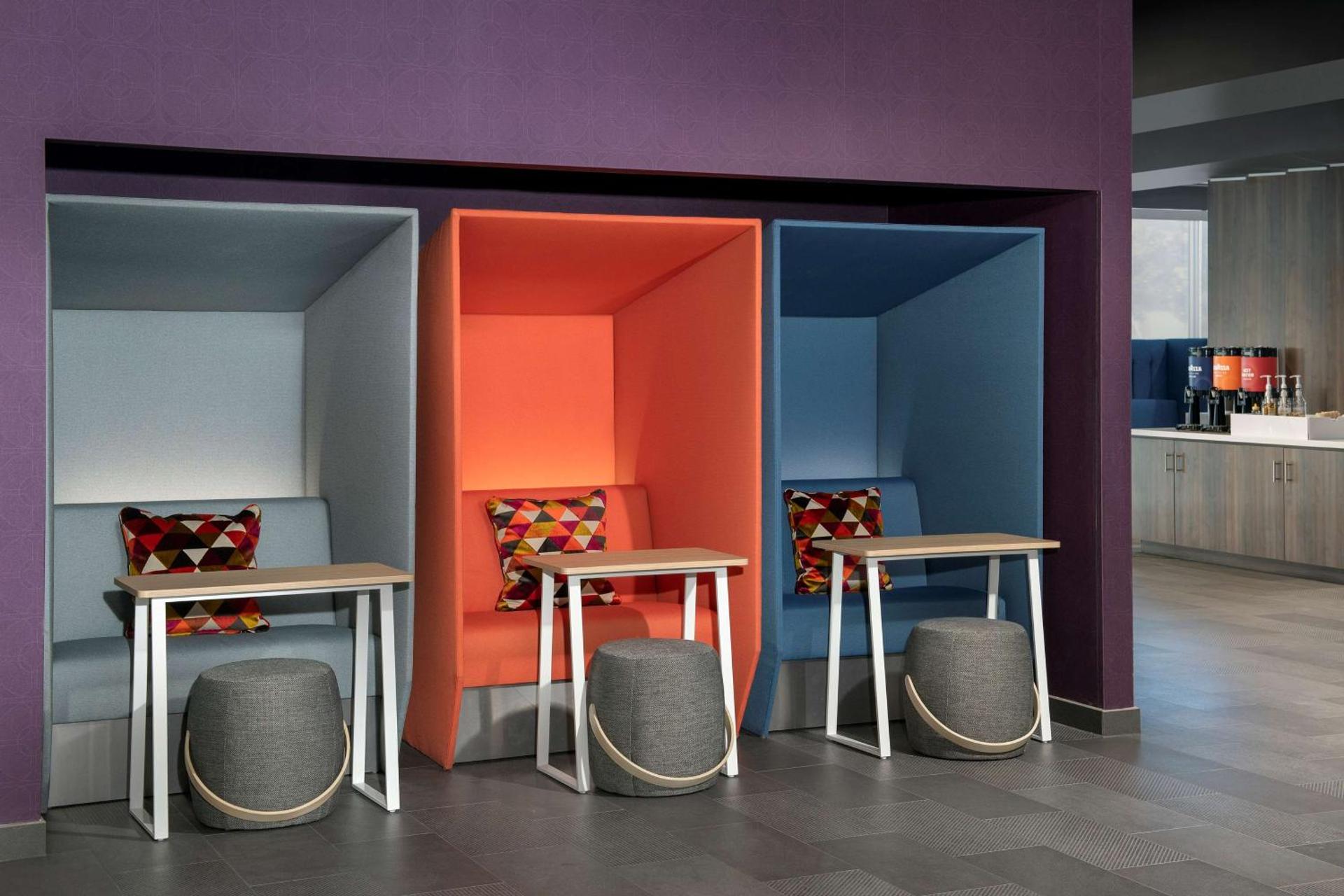 Meeting/conference room