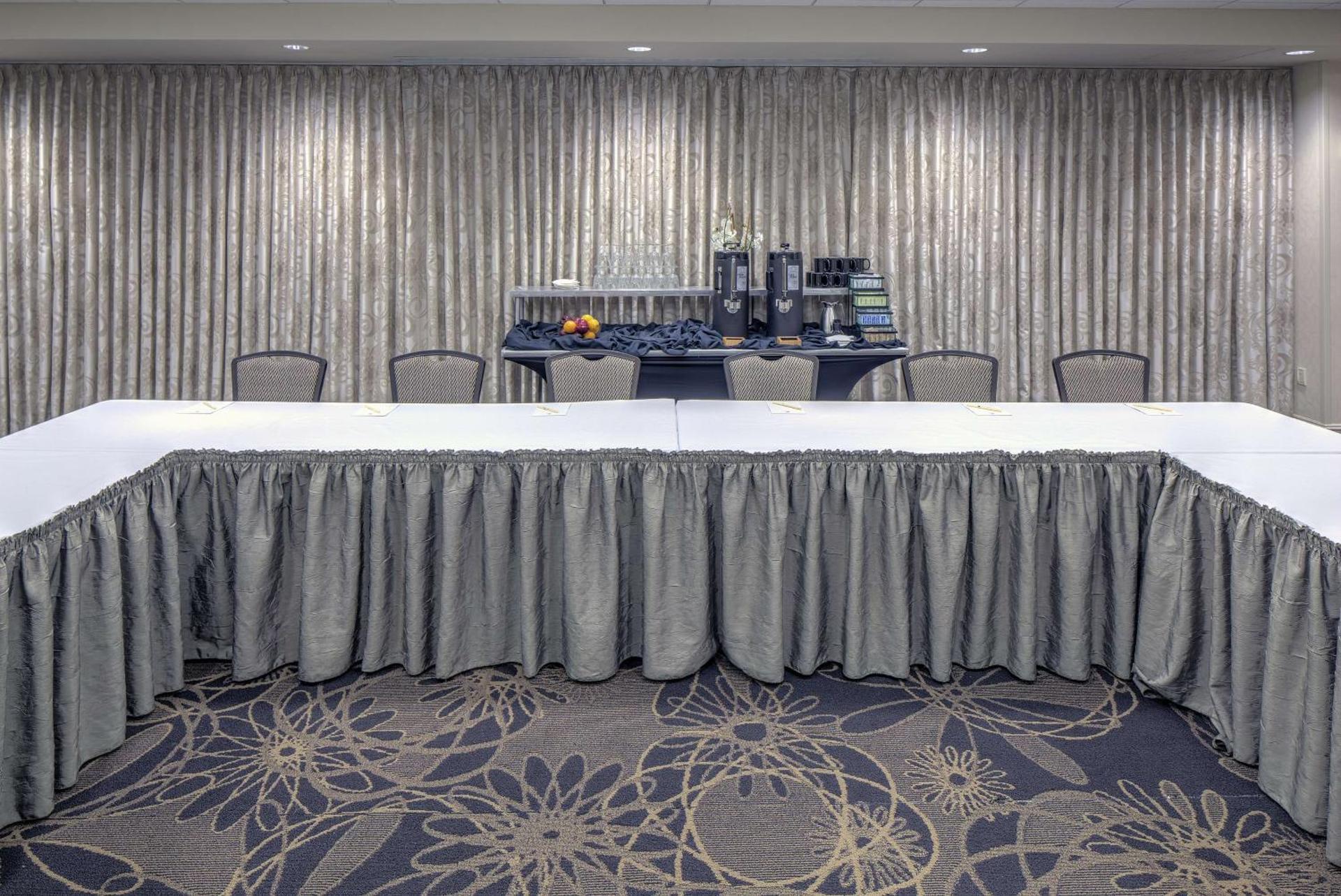 Meeting/conference room