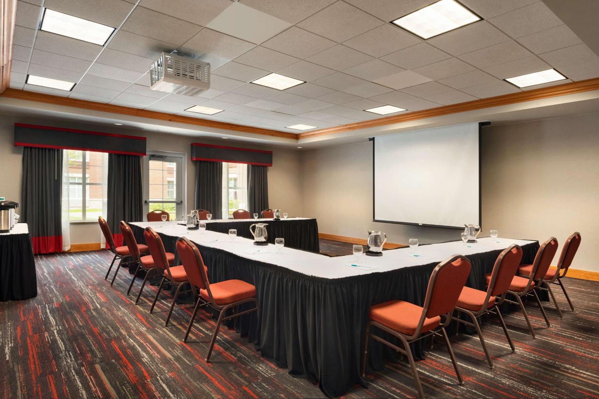 Meeting/conference room