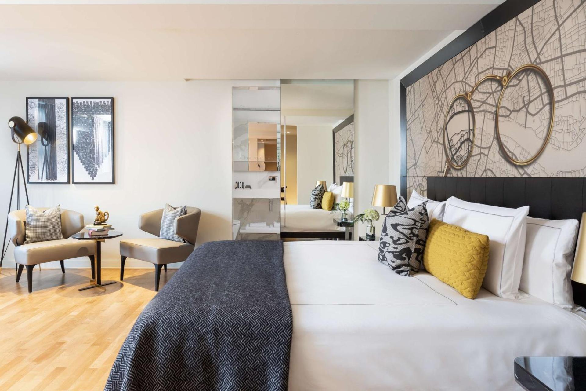 Photo of the whole room