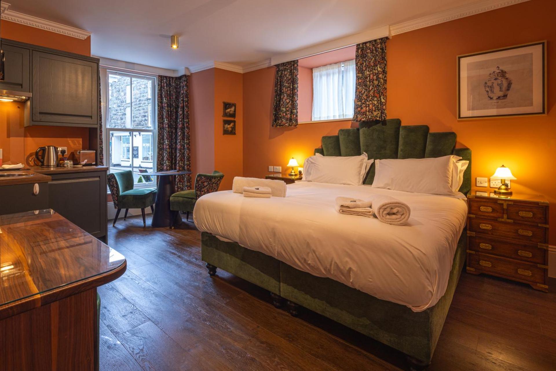 Ground Floor Superking Room