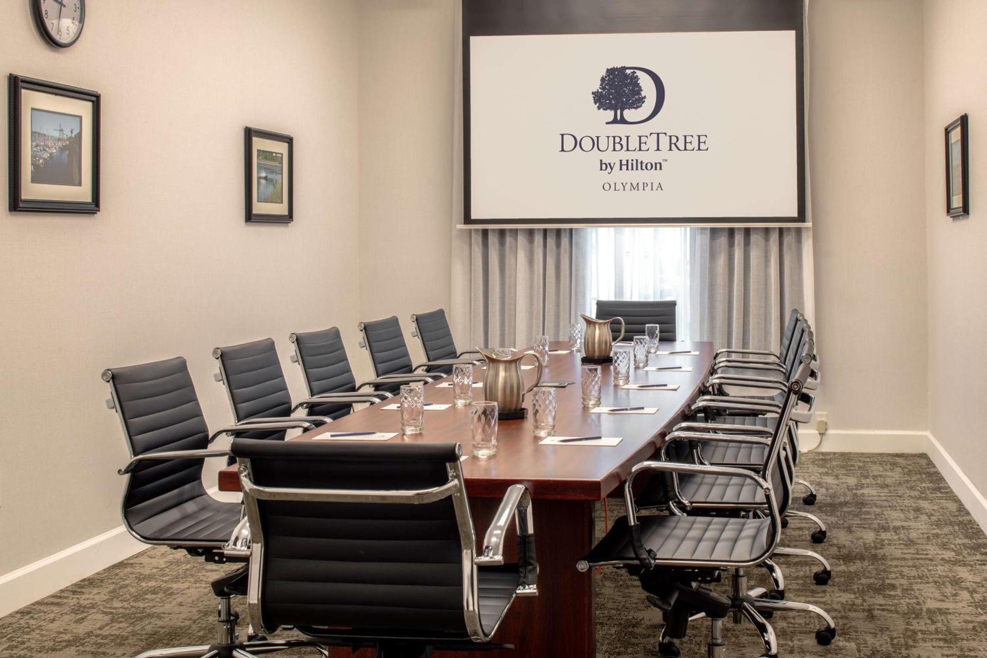 Meeting/conference room